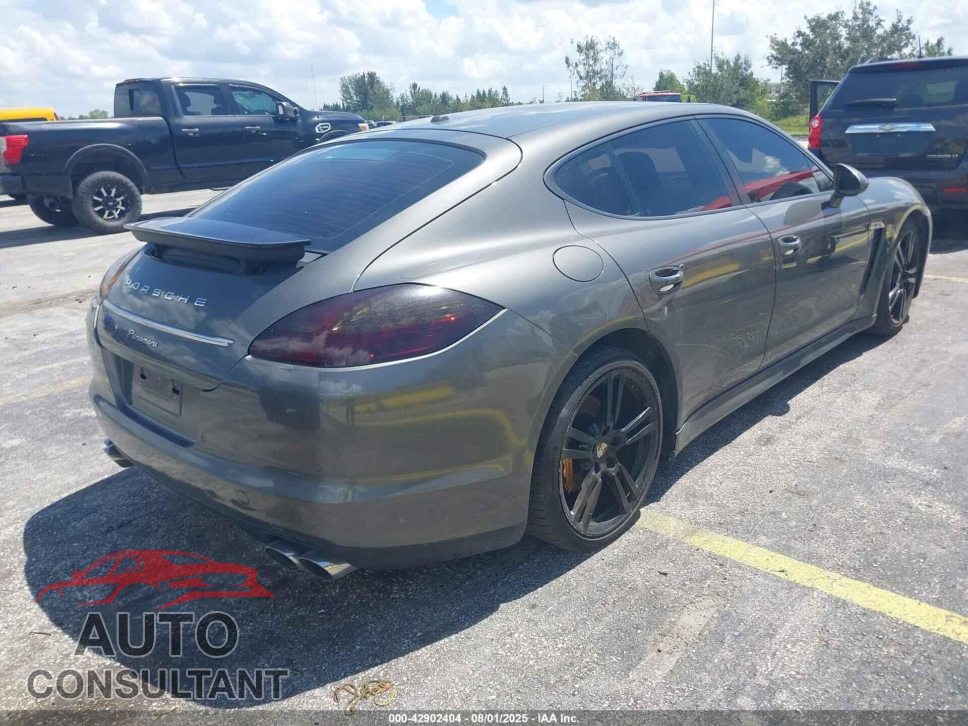 PORSCHE PANAMERA 2013 - WP0AA2A71DL010212