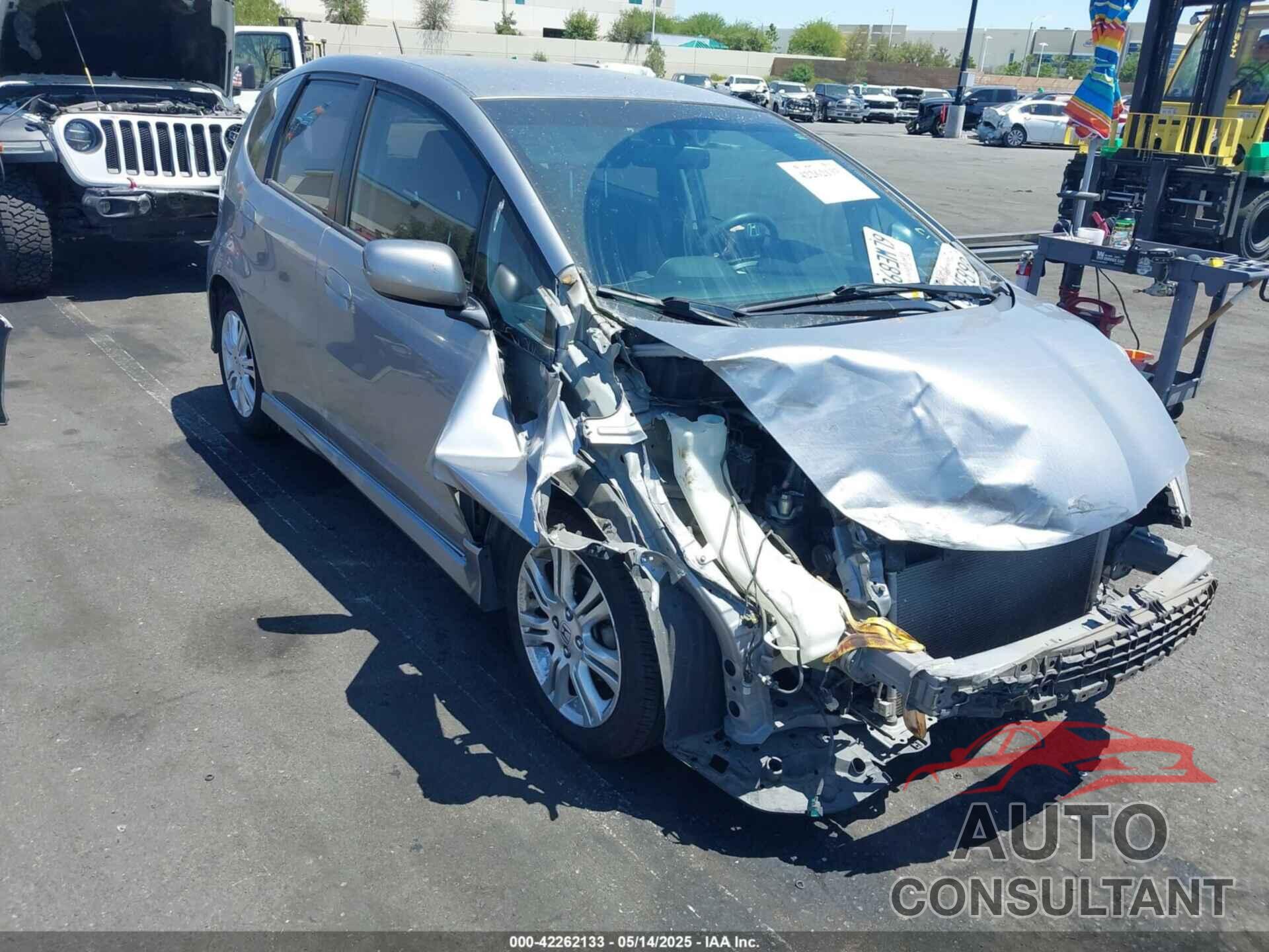 HONDA FIT 2009 - JHMGE88439S017817