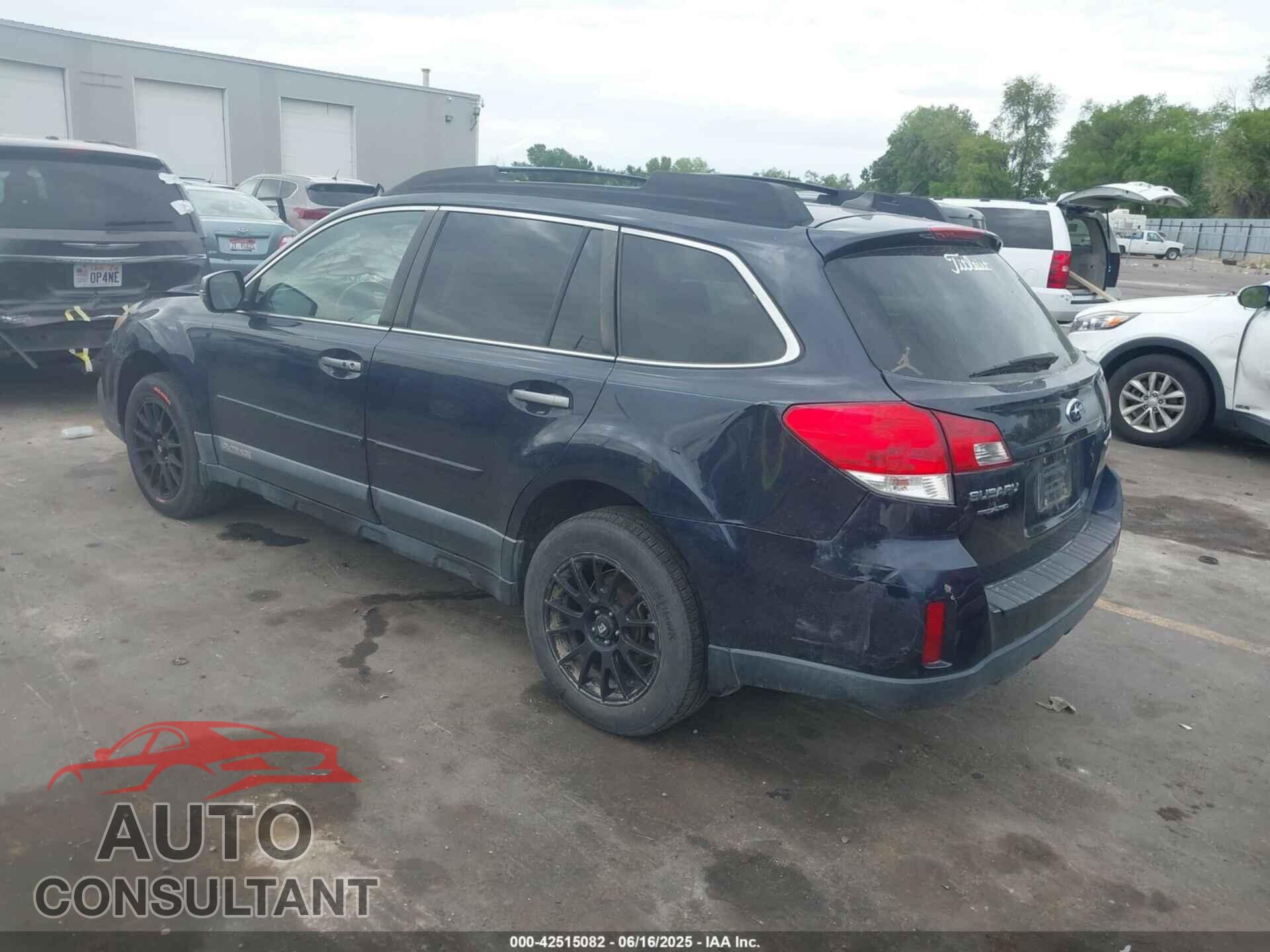 SUBARU OUTBACK 2014 - 4S4BRBPC0E3240953
