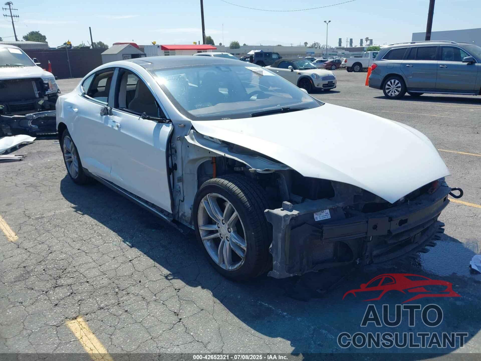 TESLA MODEL S 2015 - 5YJSA1H12FFP75919