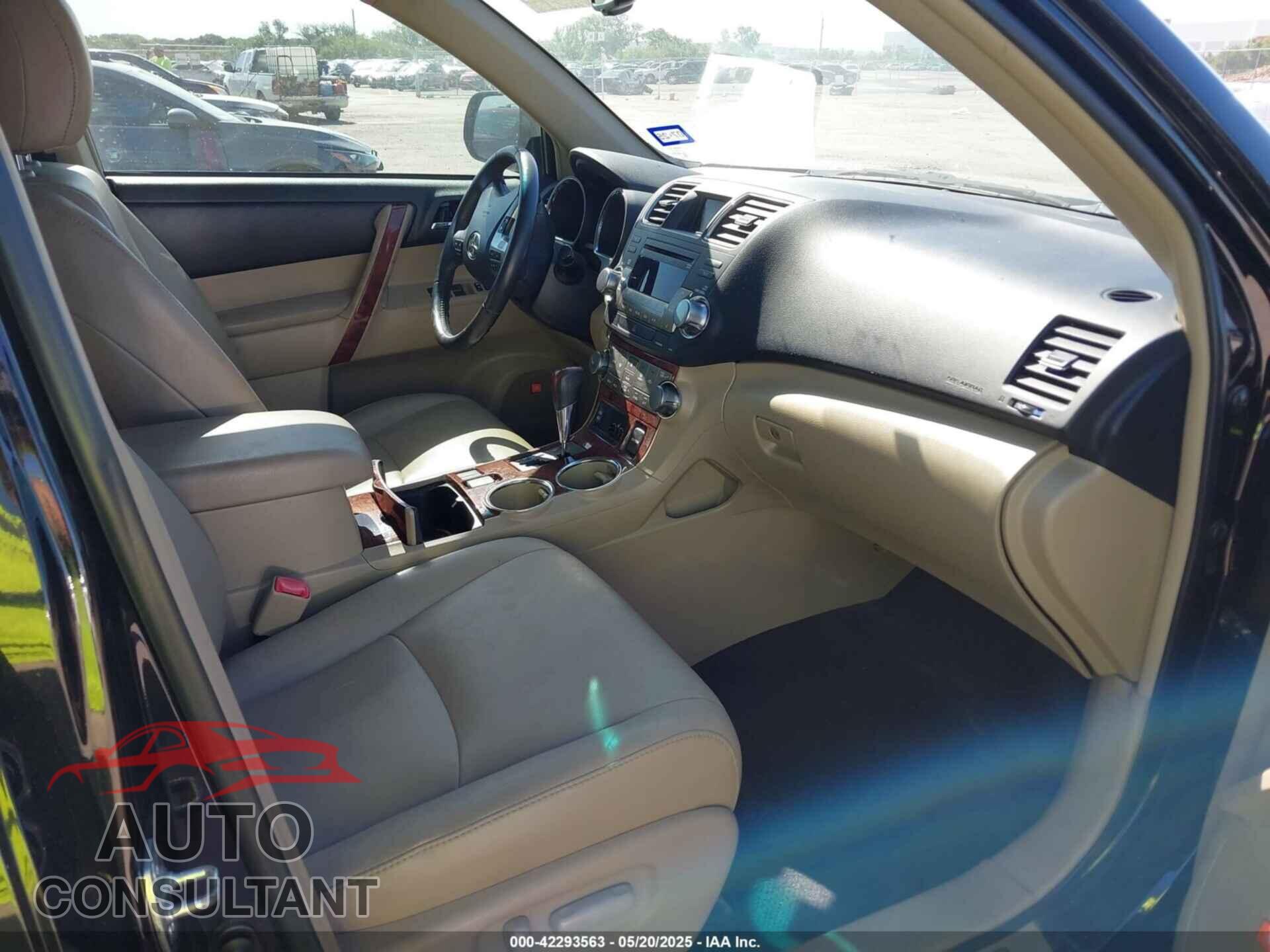 TOYOTA HIGHLANDER 2011 - 5TDYK3EH3BS032308