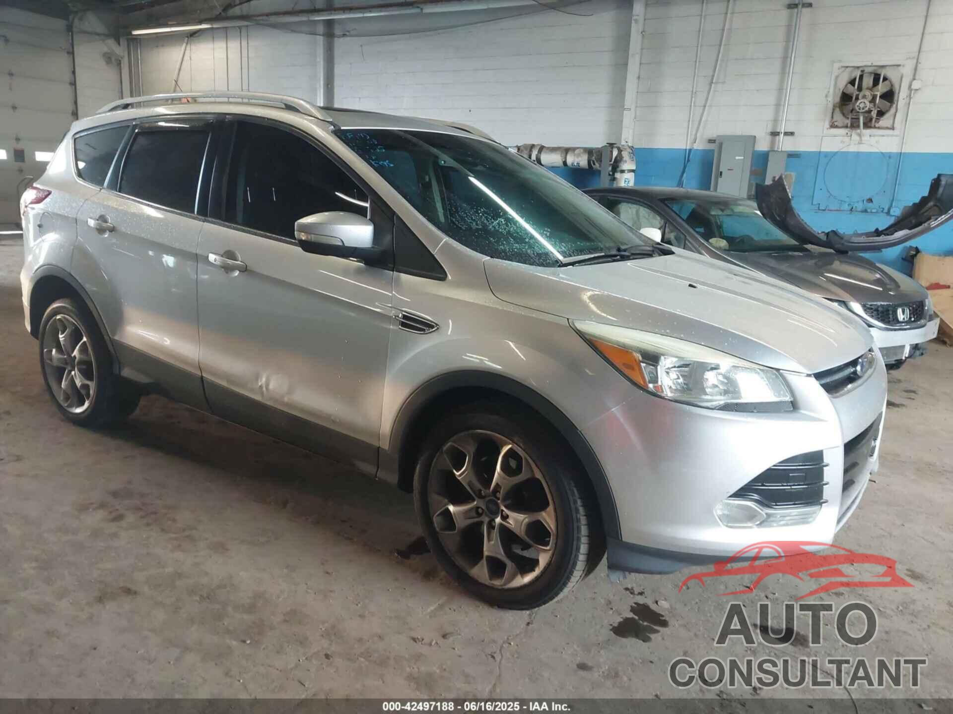 FORD ESCAPE 2015 - 1FMCU9J96FUB23902