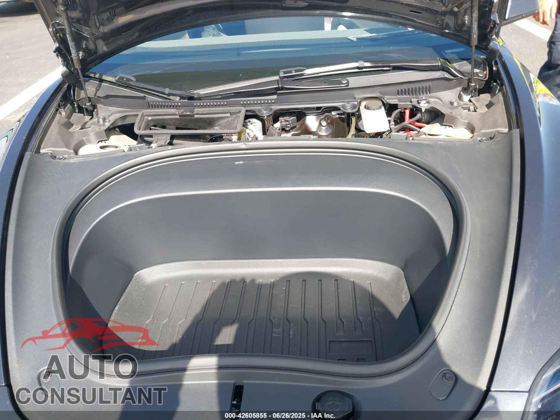 TESLA MODEL 3 2024 - 5YJ3E1EA0RF872022