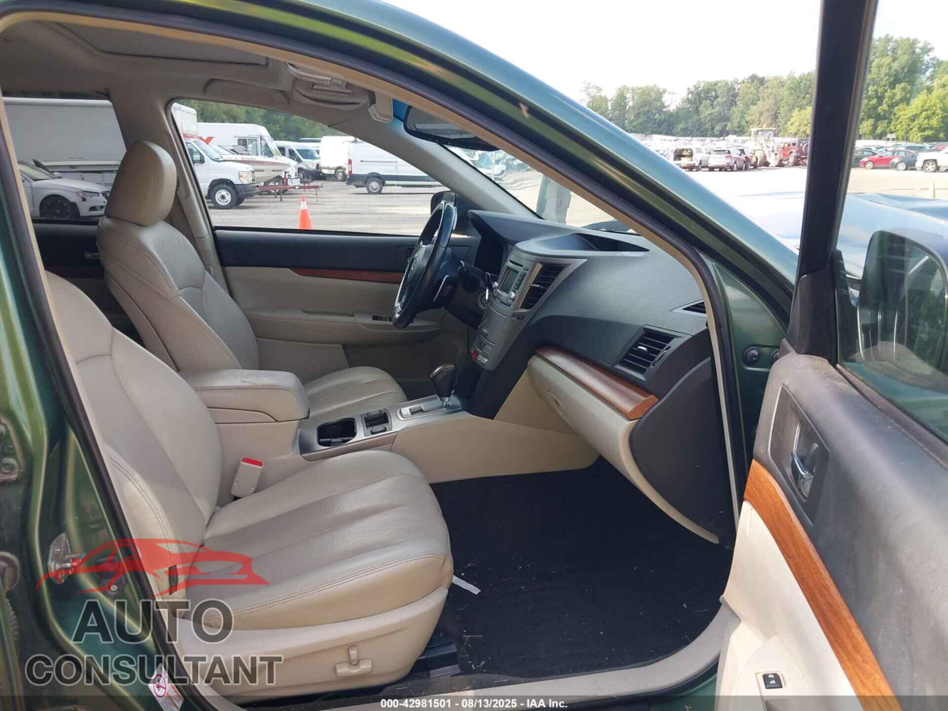 SUBARU OUTBACK 2014 - 4S4BRBLC4E3252612