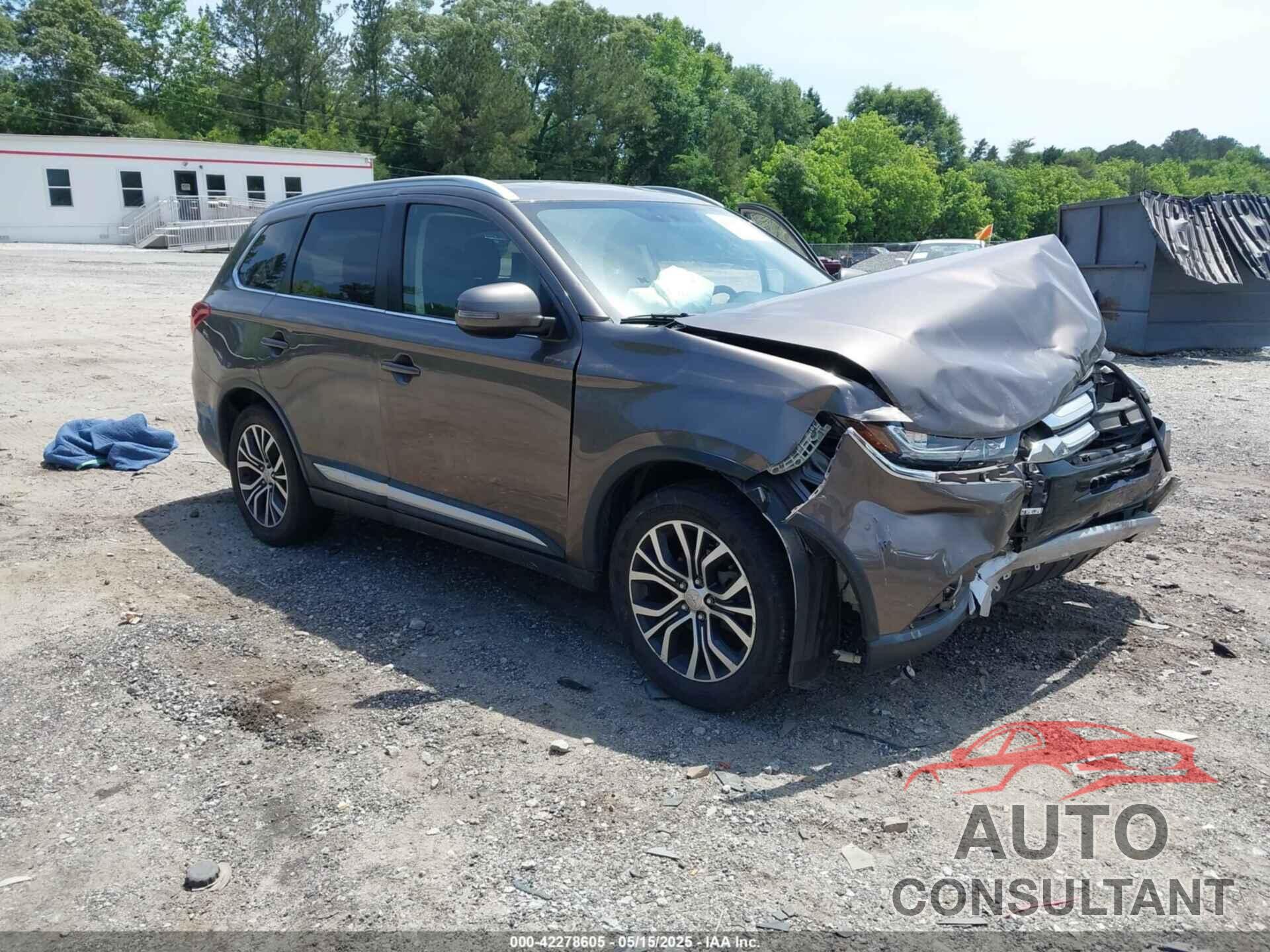 MITSUBISHI OUTLANDER 2018 - JA4AD3A33JZ014095