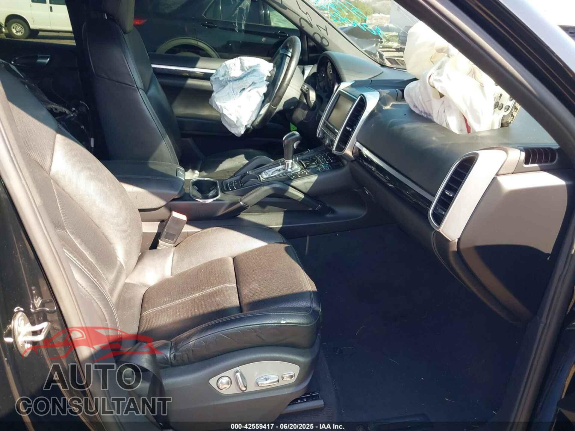 PORSCHE CAYENNE 2013 - WP1AA2A21DLA02081