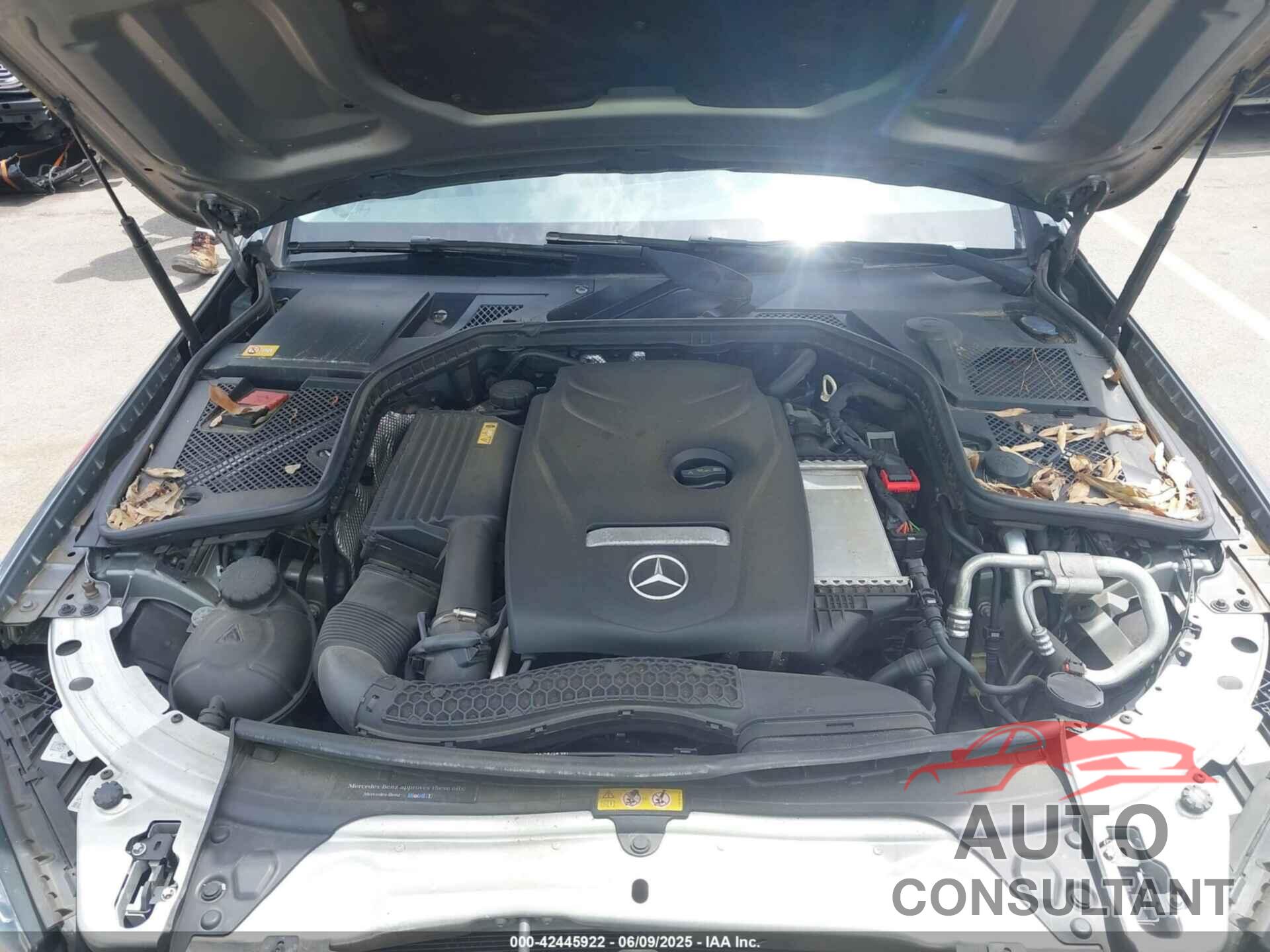 MERCEDES-BENZ C 300 2015 - 55SWF4KB9FU023350
