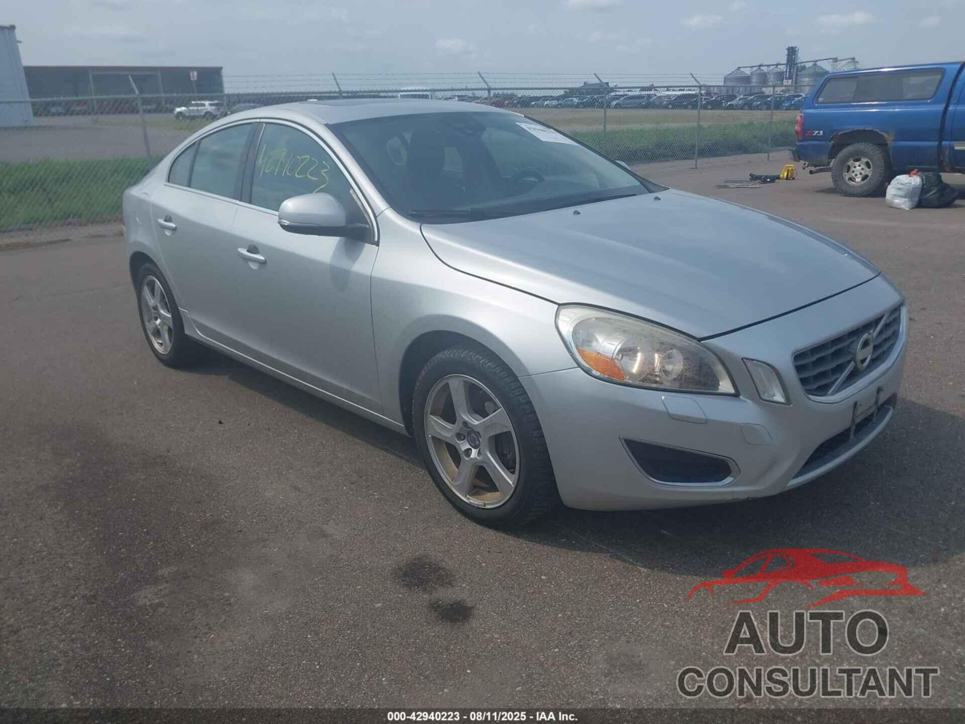 VOLVO S60 2012 - YV1622FS7C2081901