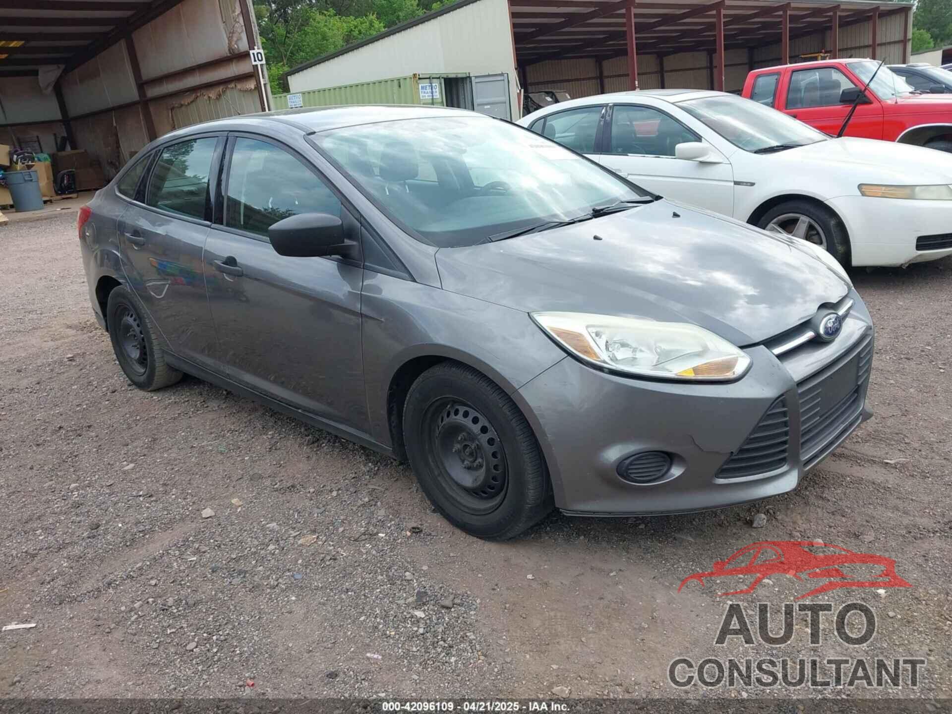 FORD FOCUS 2013 - 1FADP3E21DL260152
