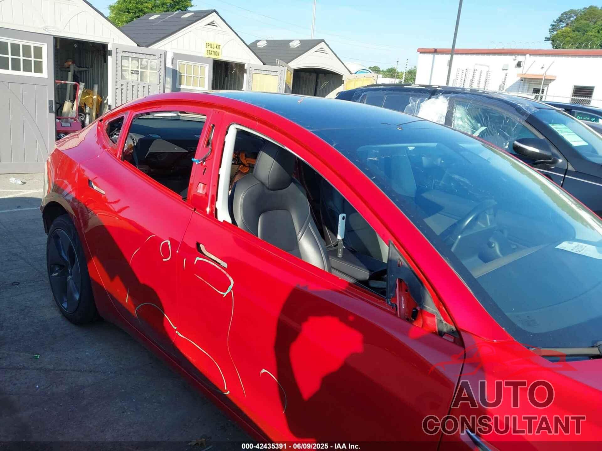 TESLA MODEL 3 2018 - 5YJ3E1EA5JF037831