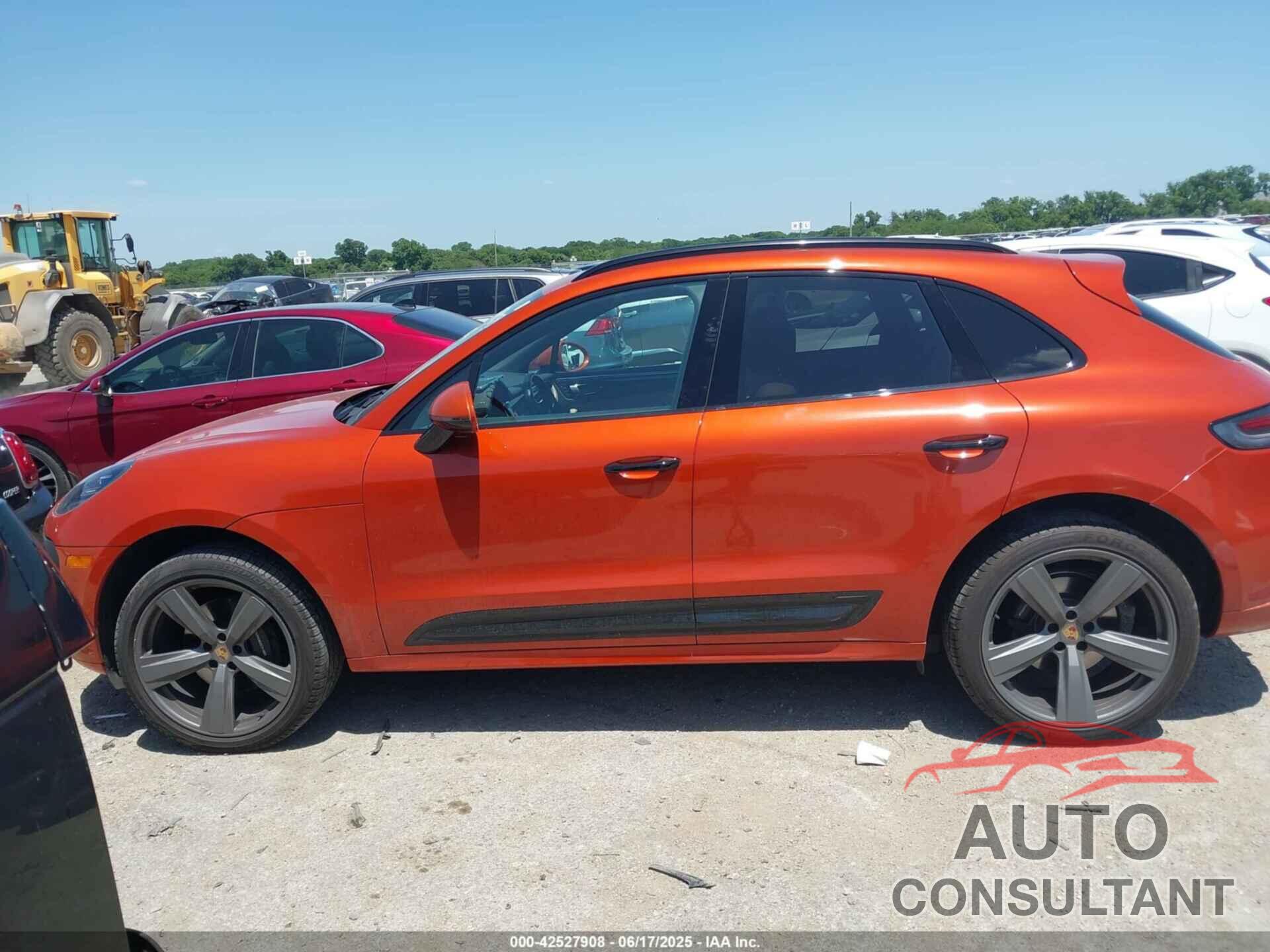 PORSCHE MACAN 2023 - WP1AA2A56PLB14311