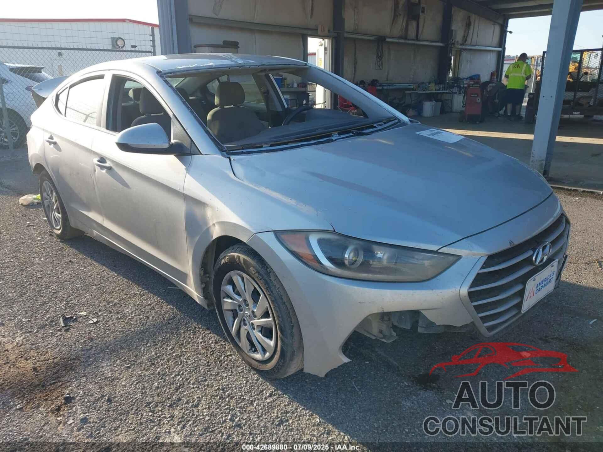 HYUNDAI ELANTRA 2017 - 5NPD74LF0HH111716