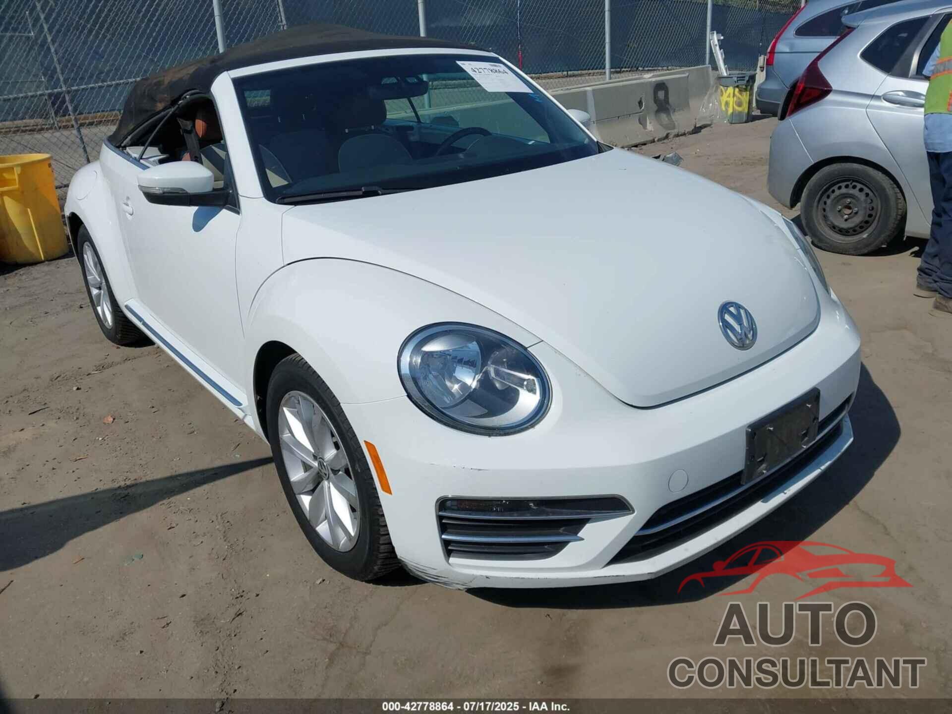 VOLKSWAGEN BEETLE 2017 - 3VW517AT5HM822139