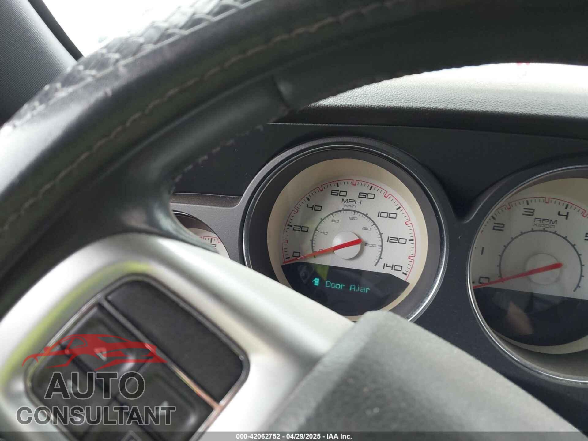DODGE CHALLENGER 2013 - 2C3CDYAG1DH646097