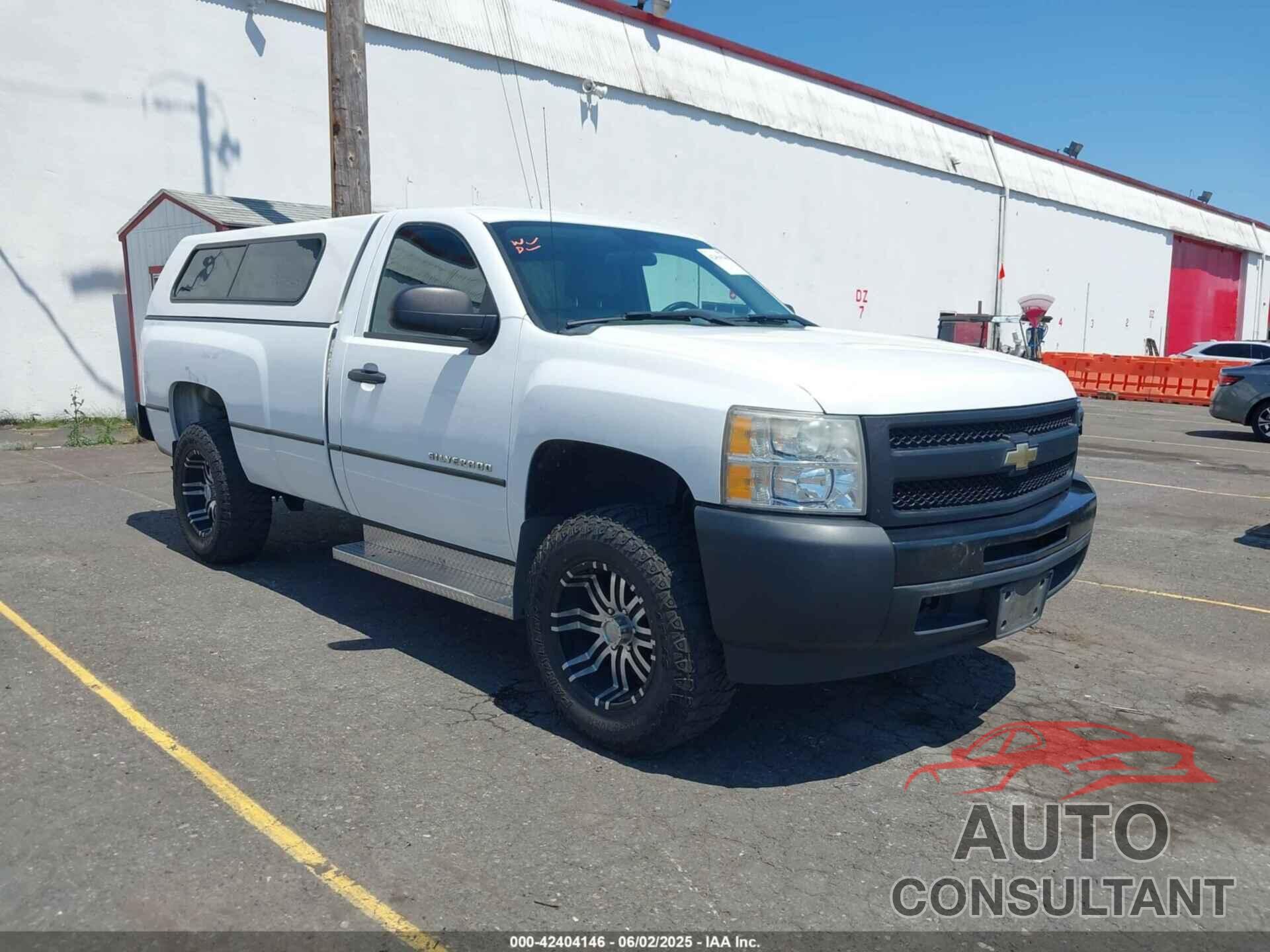 CHEVROLET SILVERADO 1500 2011 - 1GCNCPEA0BF128410