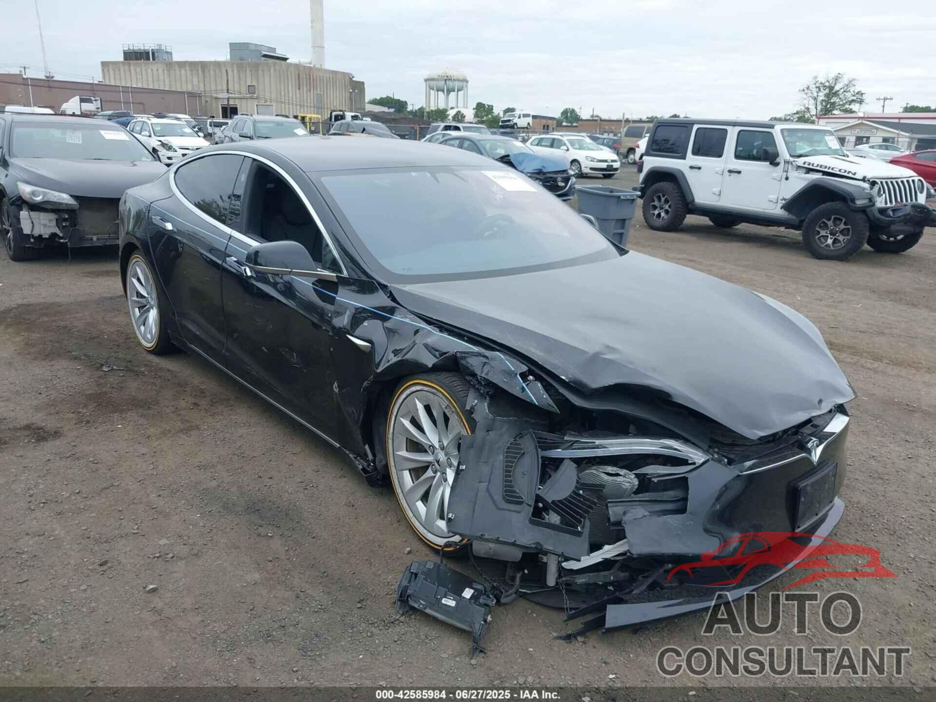 TESLA MODEL S 2018 - 5YJSA1E26JF244843