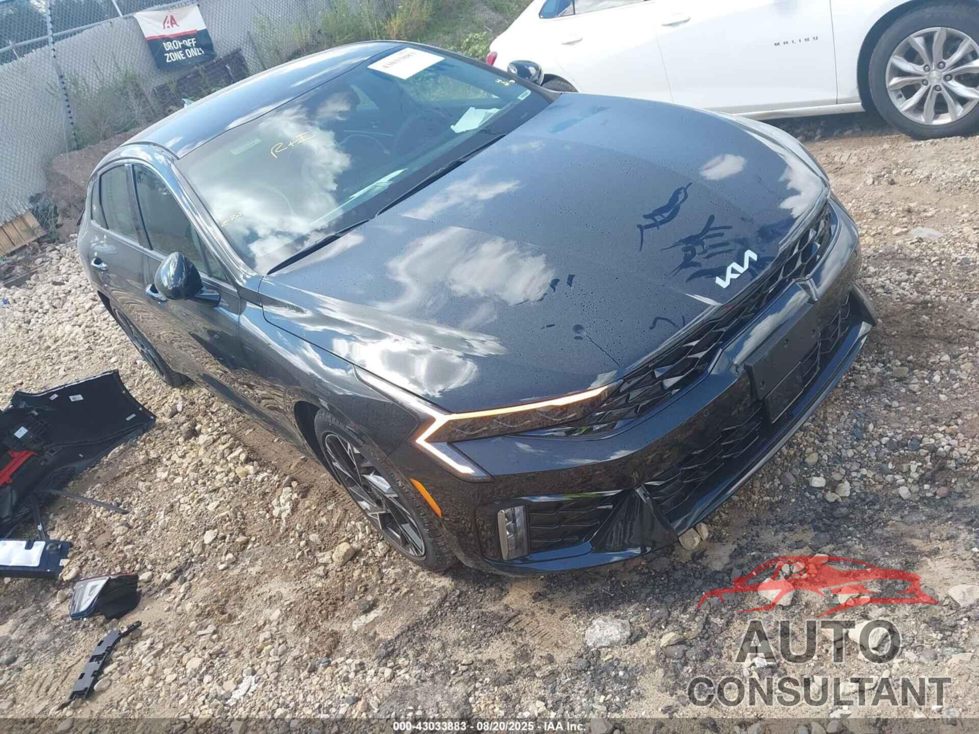 KIA K5 2025 - KNAG64J7XS5350139