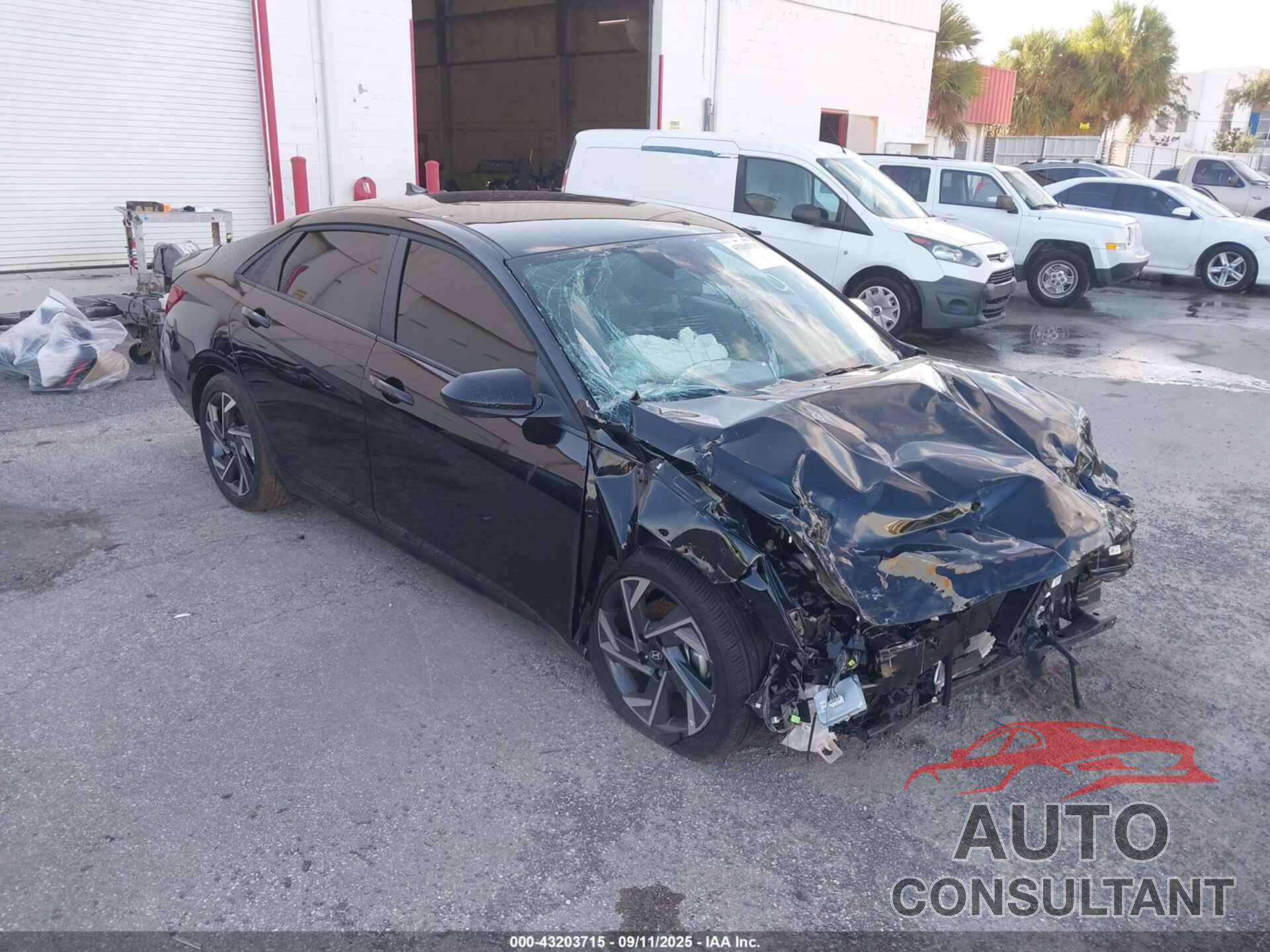 HYUNDAI ELANTRA 2025 - KMHLM4DG3SU008911