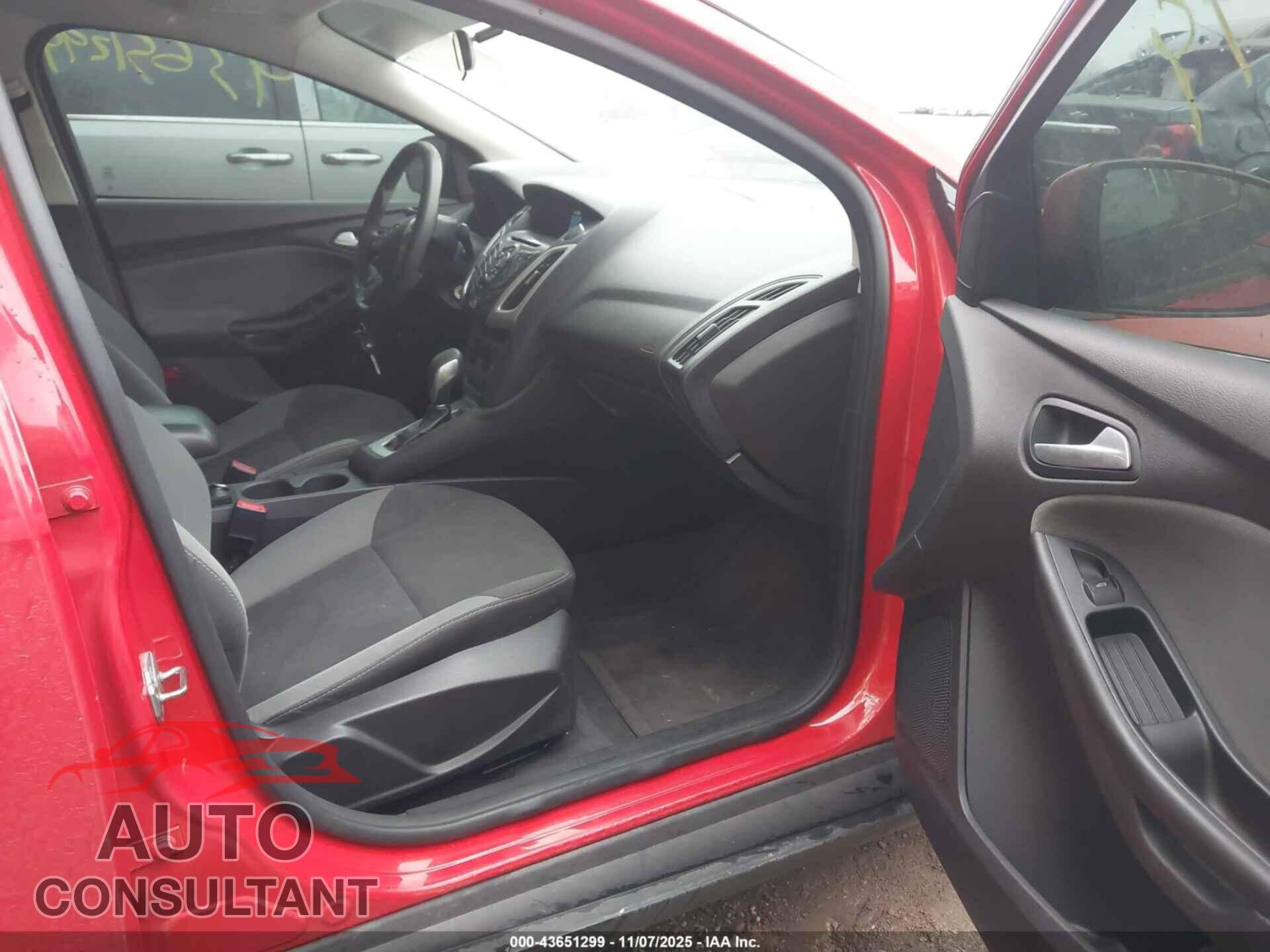 FORD FOCUS 2014 - 1FADP3F27EL318460