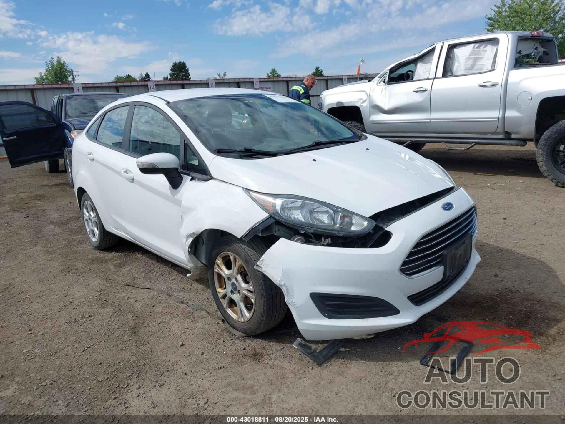 FORD FIESTA 2015 - 3FADP4BJ7FM199845