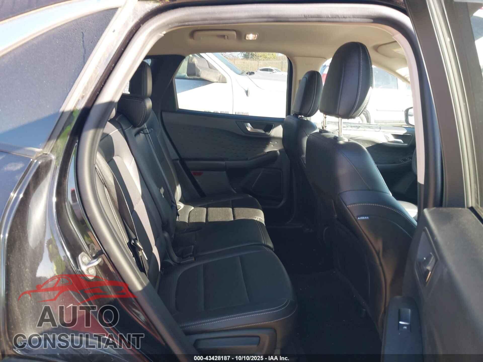 FORD ESCAPE 2020 - 1FMCU9H62LUA32956