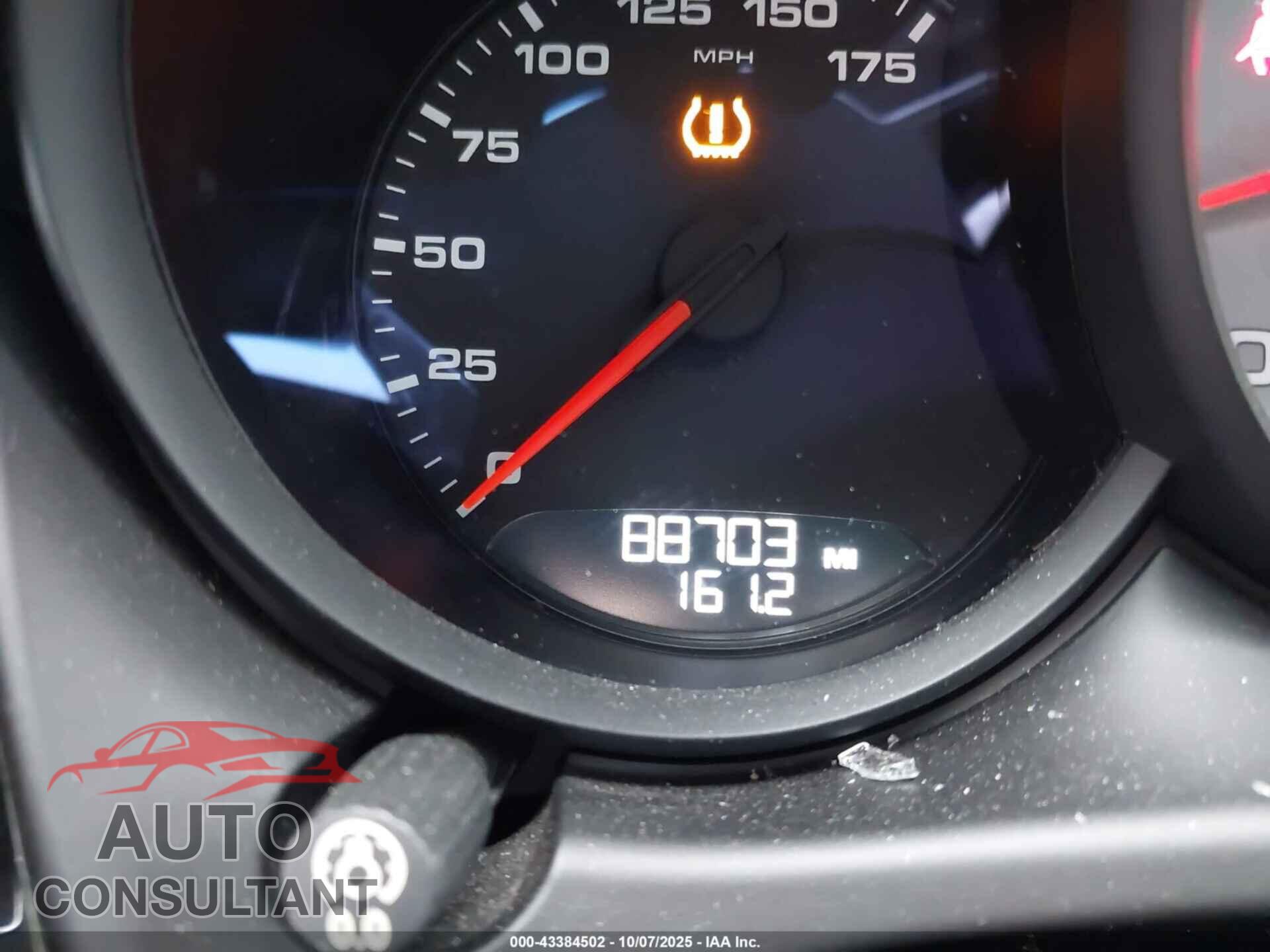 PORSCHE MACAN 2017 - WP1AB2A53HLB15043