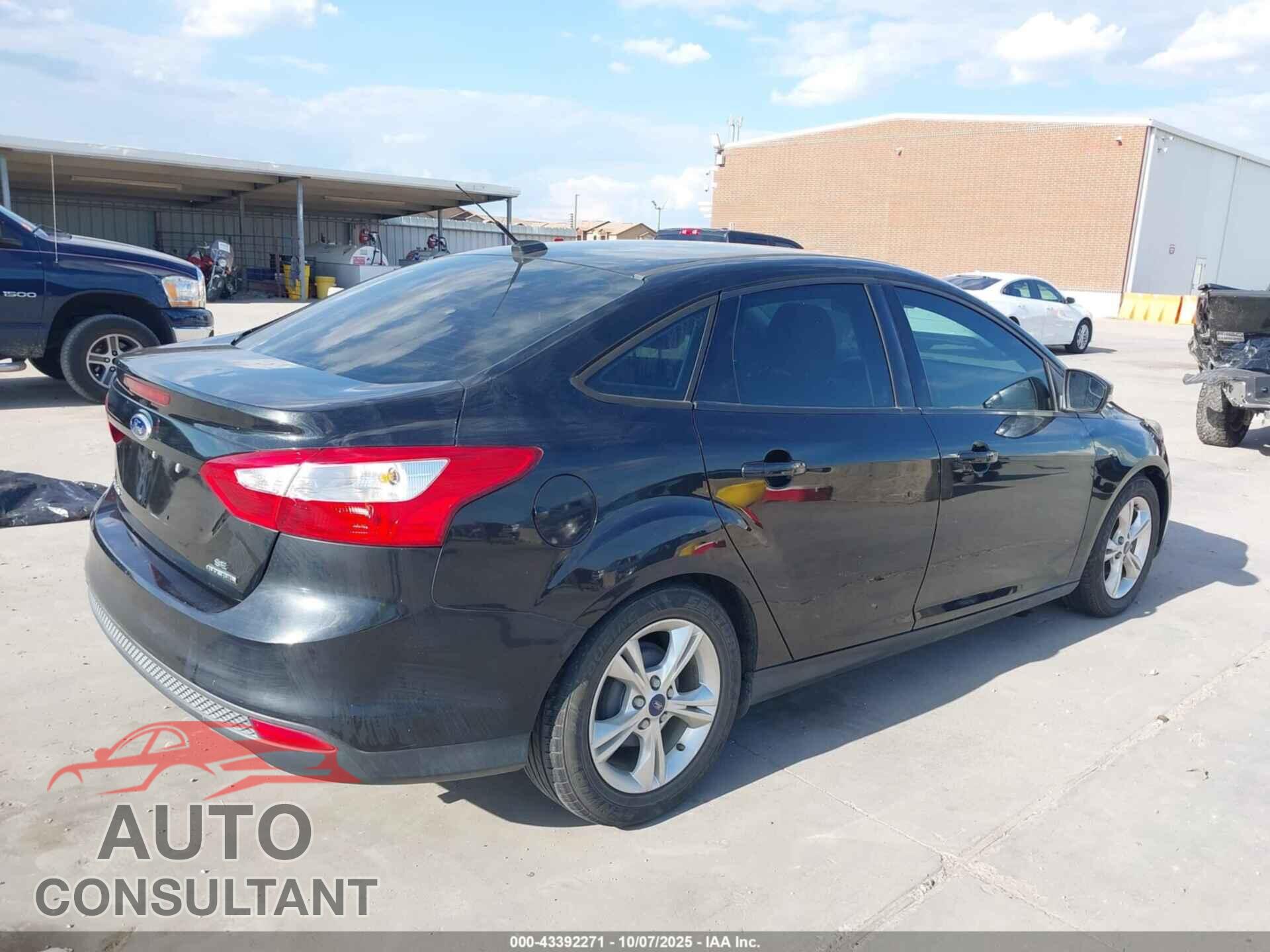 FORD FOCUS 2014 - 1FADP3F21EL155255