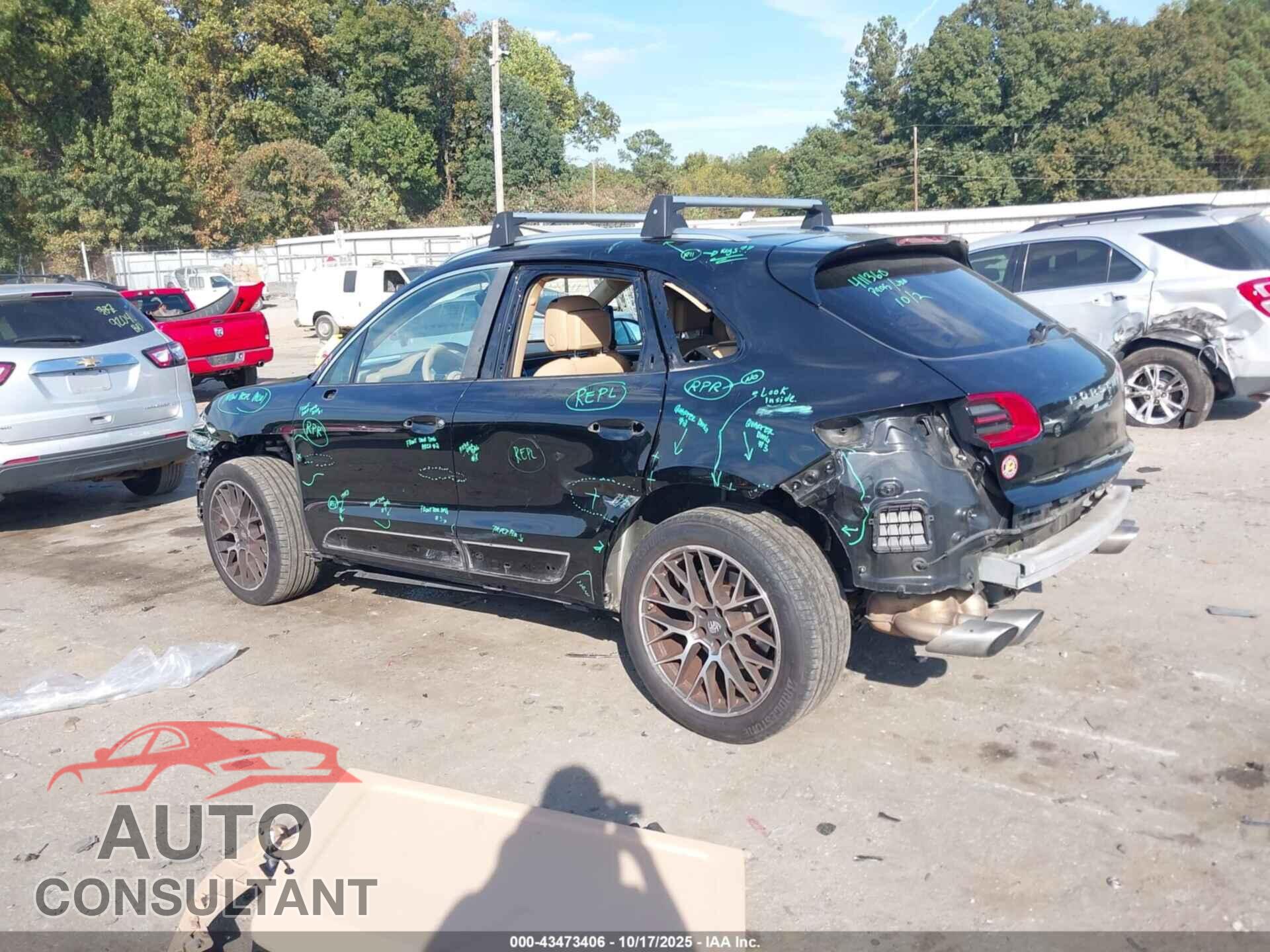 PORSCHE MACAN 2016 - WP1AB2A5XGLB48071