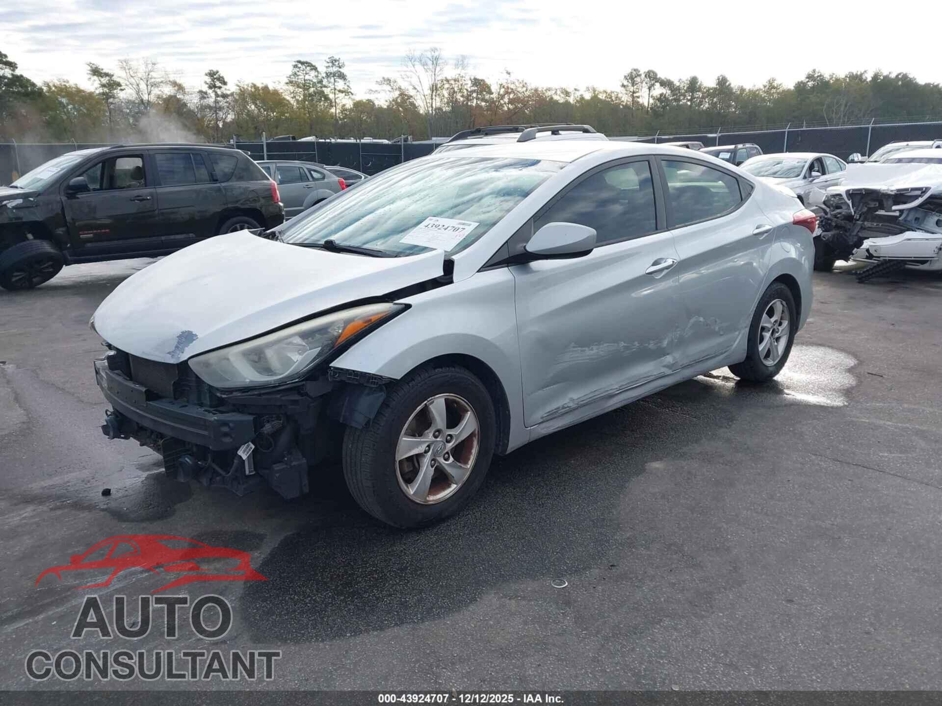 HYUNDAI ELANTRA 2014 - 5NPDH4AE4EH461417