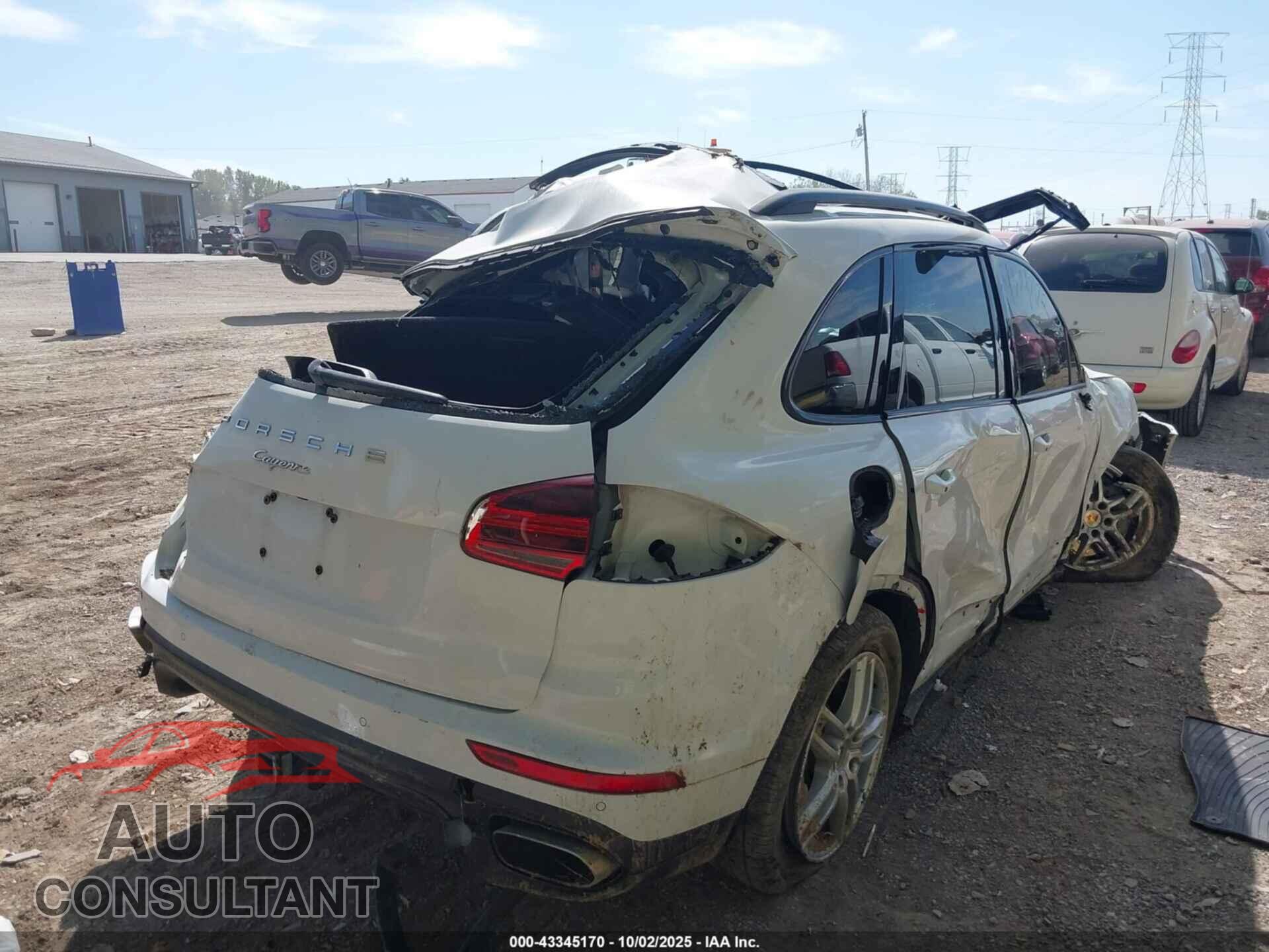 PORSCHE CAYENNE 2016 - WP1AA2A2XGLA08207
