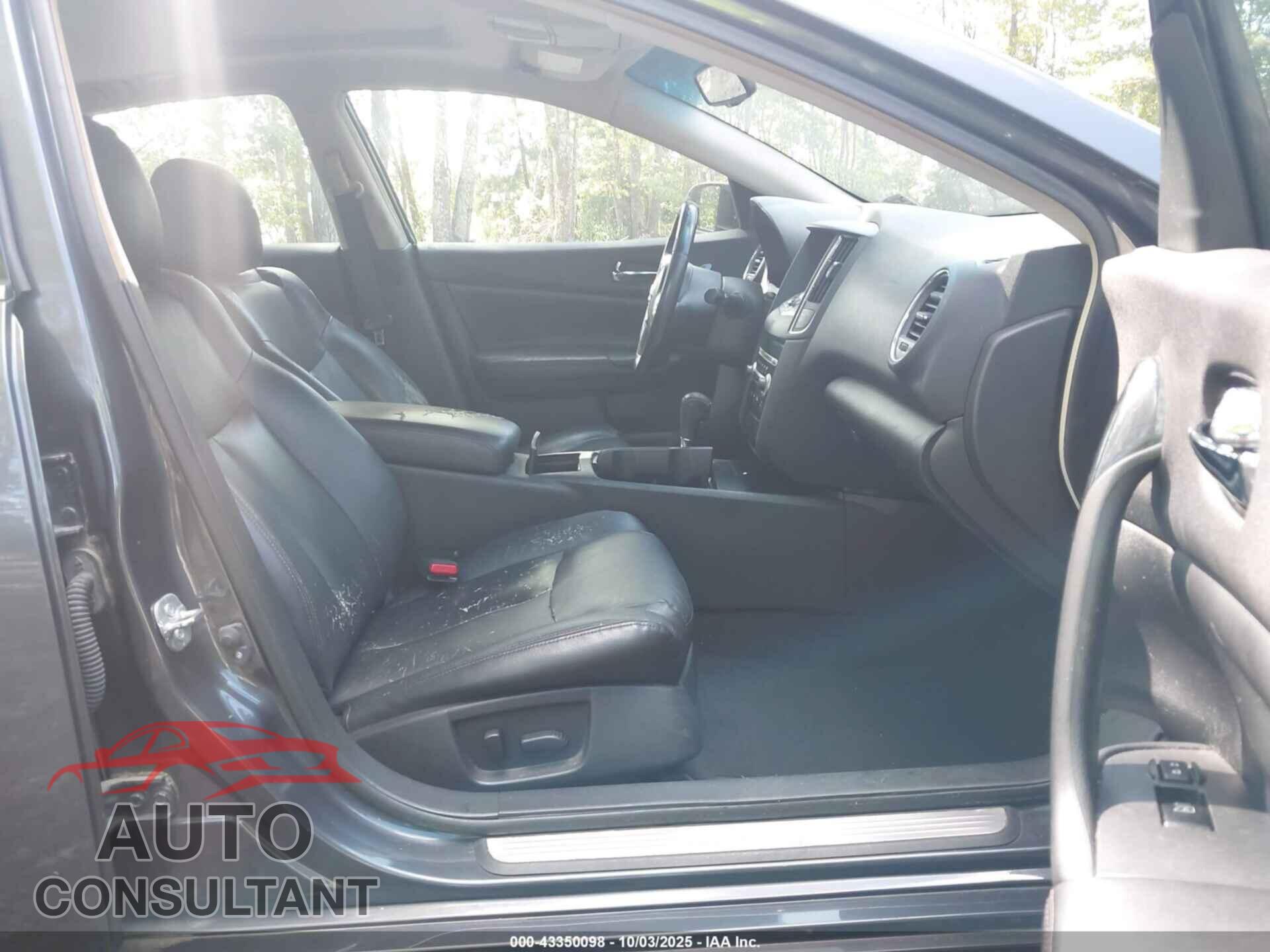 NISSAN MAXIMA 2013 - 1N4AA5AP1DC842169