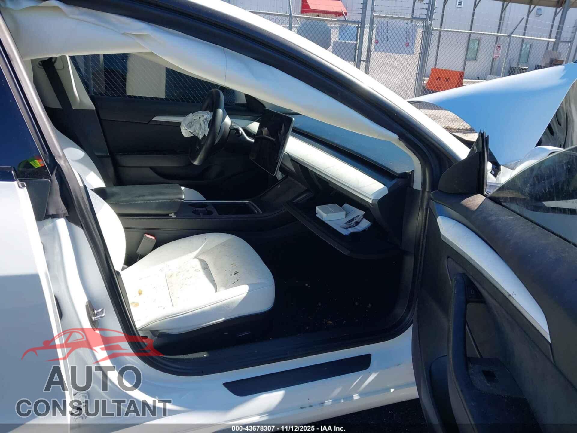 TESLA MODEL 3 2022 - 5YJ3E1EB2NF101368