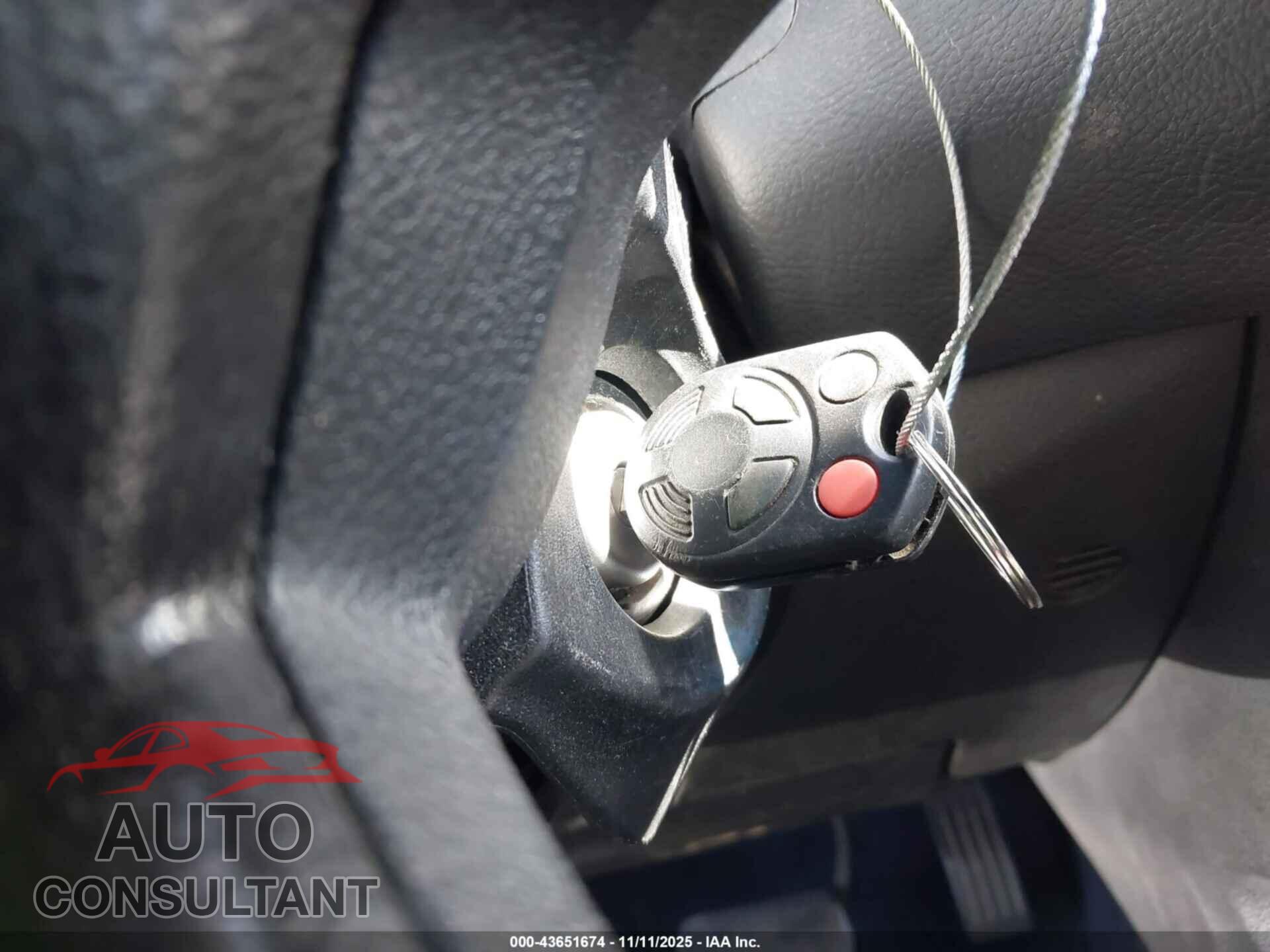 FORD FOCUS 2014 - 1FADP3E2XEL200565