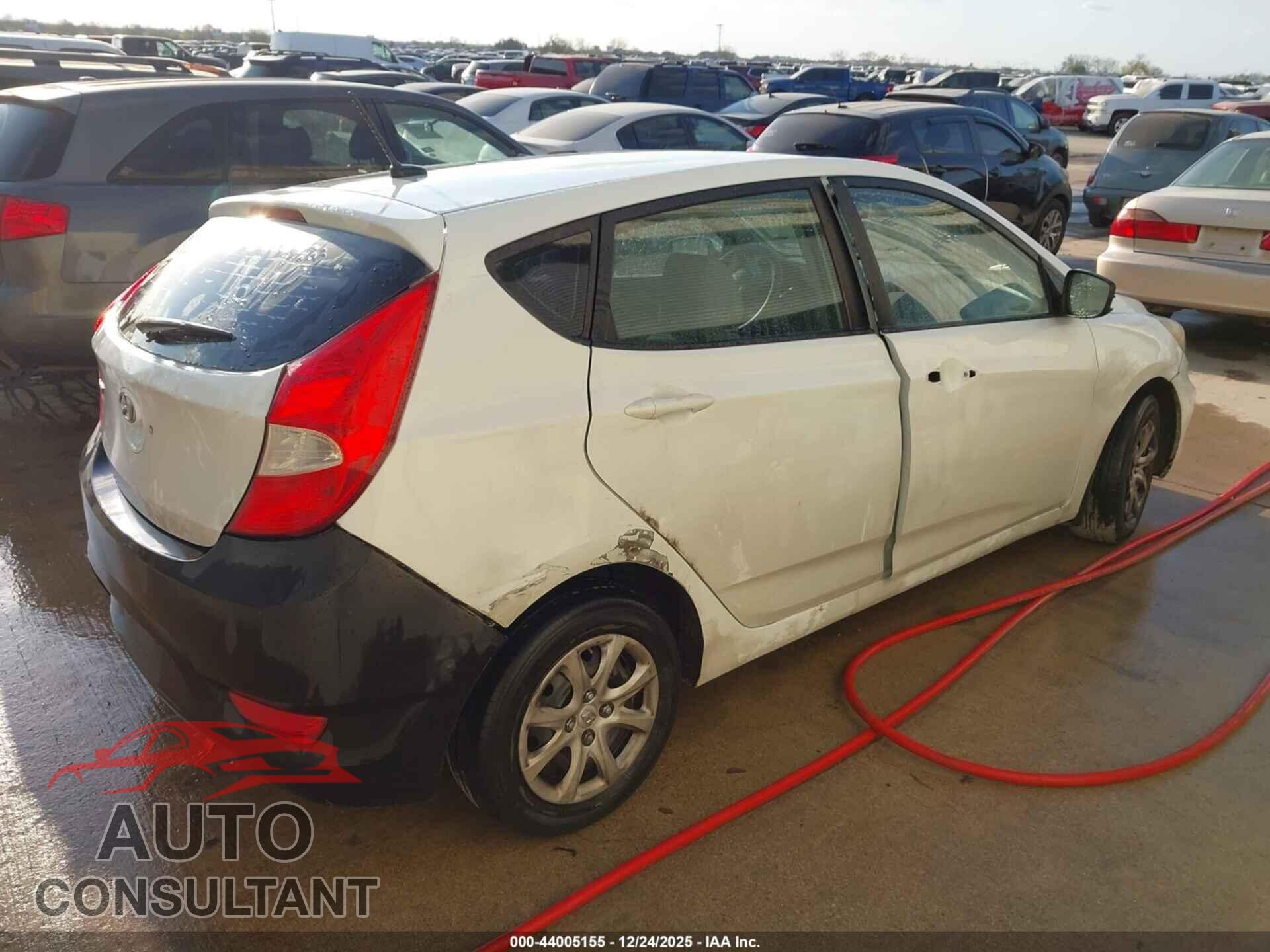 HYUNDAI ACCENT 2012 - KMHCT5AE5CU059128