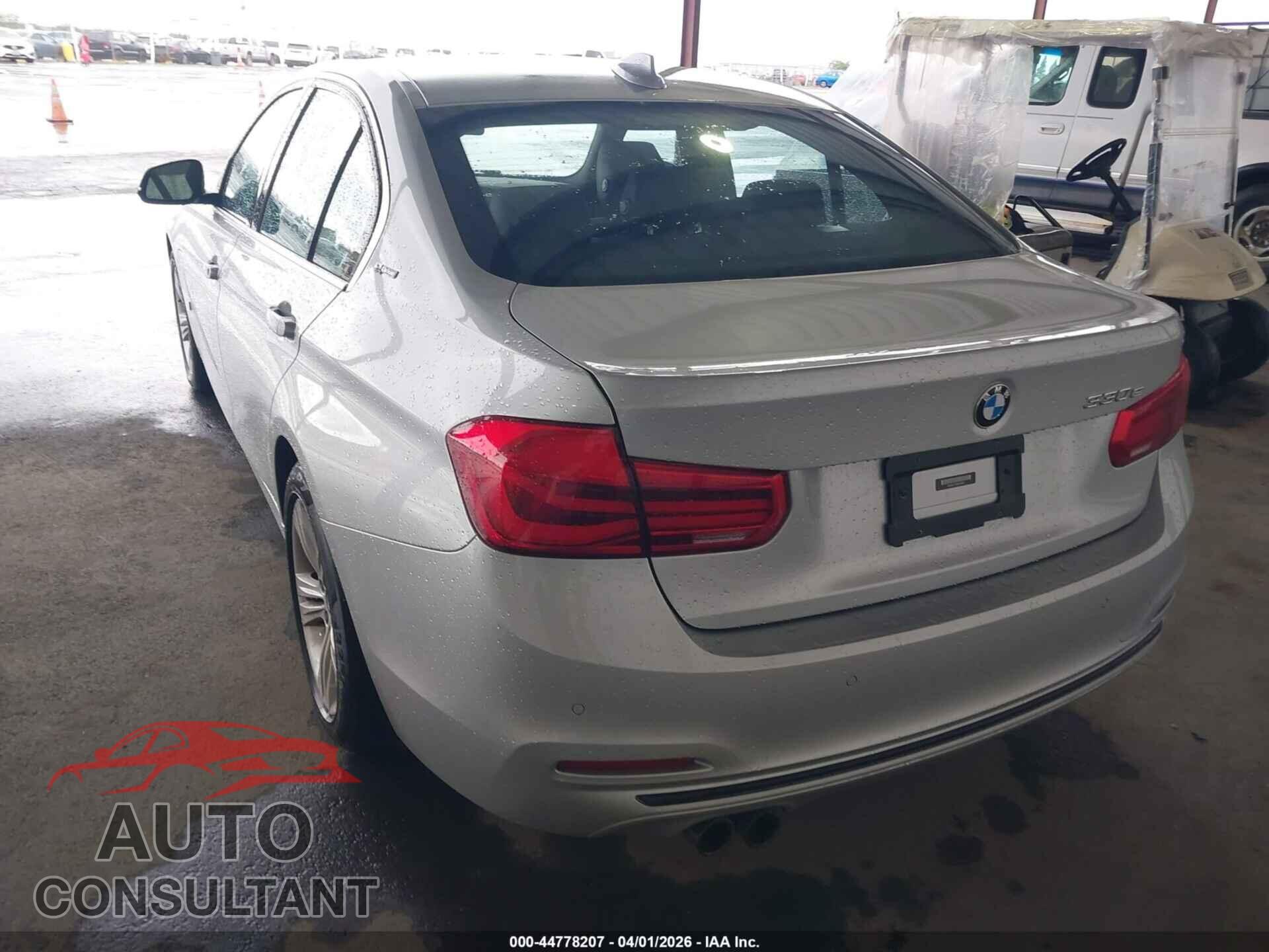 BMW 330E 2017 - WBA8E1C59HK480361