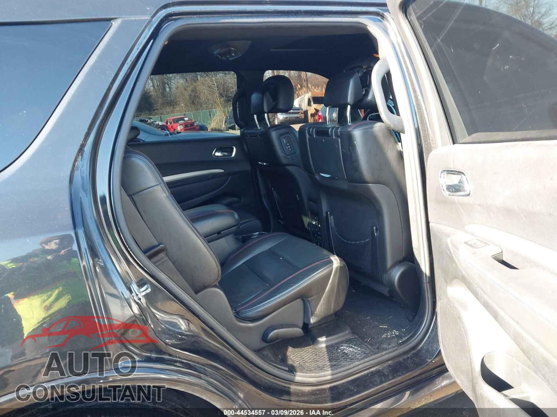 DODGE DURANGO 2015 - 1C4SDJCT2FC851376