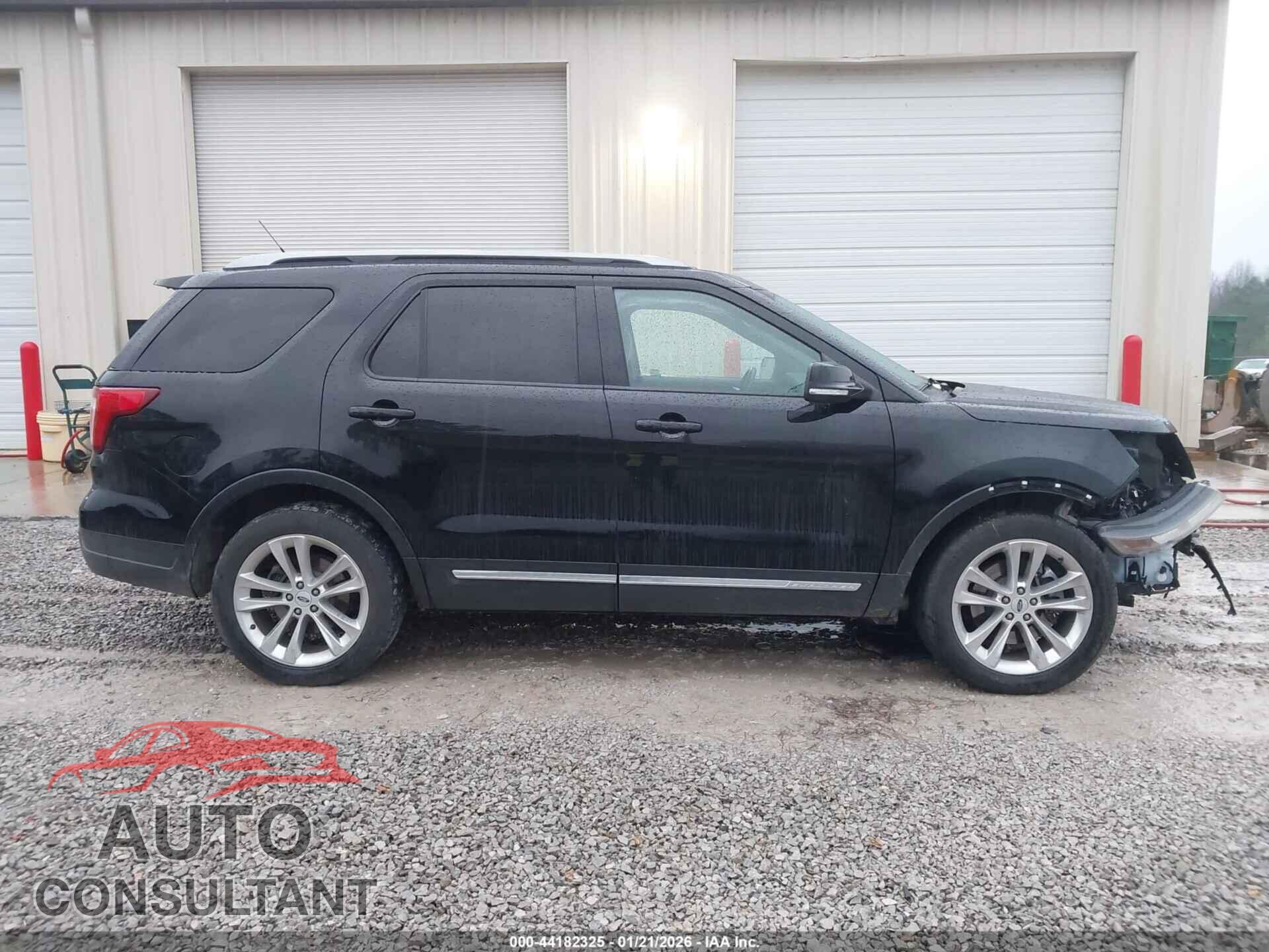 FORD EXPLORER 2018 - 1FM5K7D83JGB51167