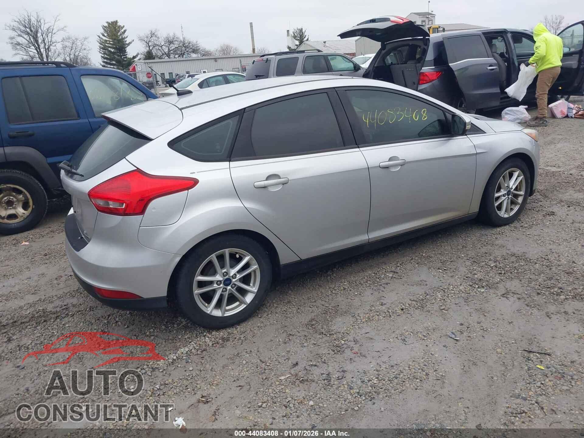 FORD FOCUS 2016 - 1FADP3K26GL290997