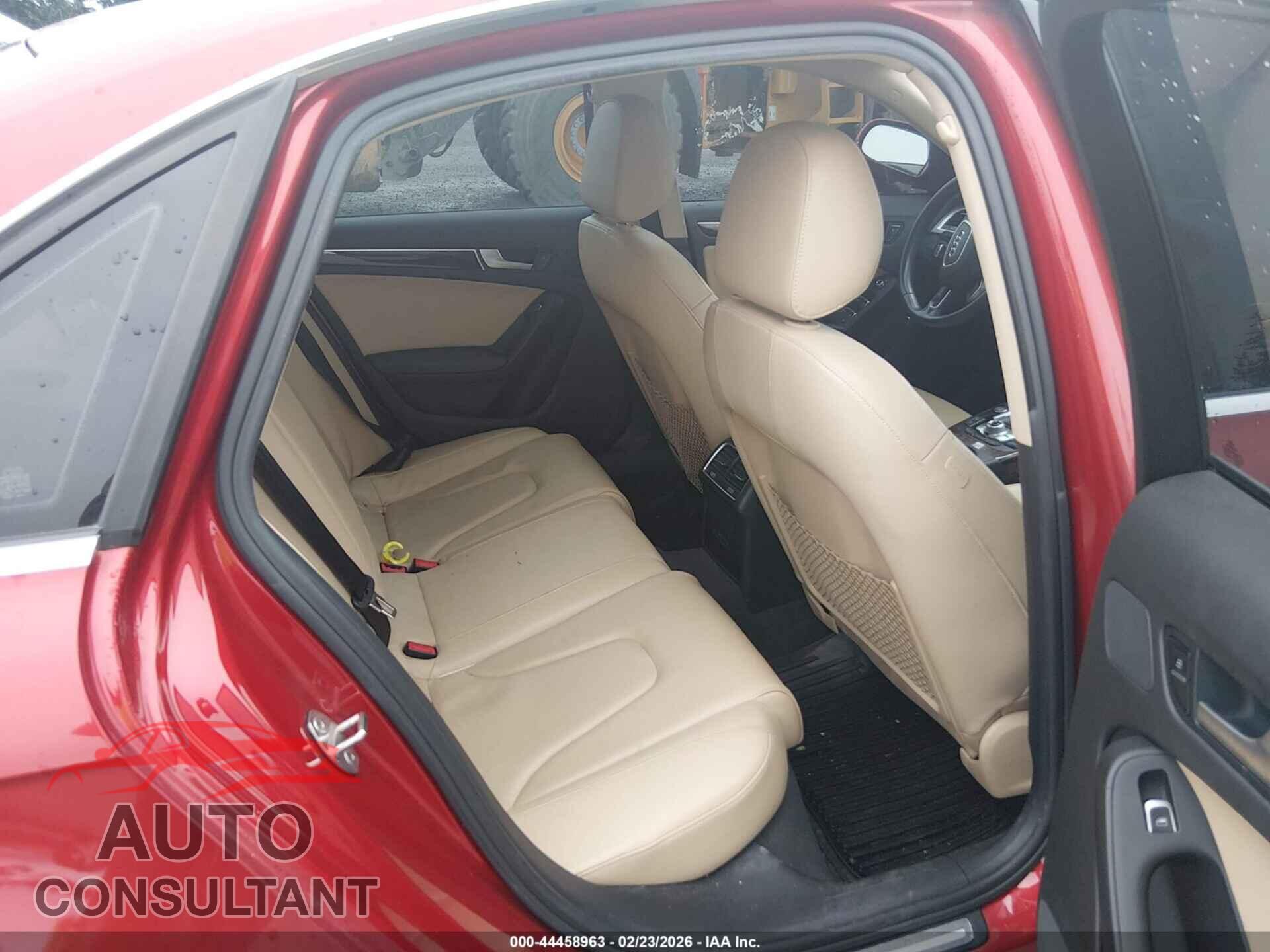 AUDI A4 2013 - WAUFFAFL7DN031333