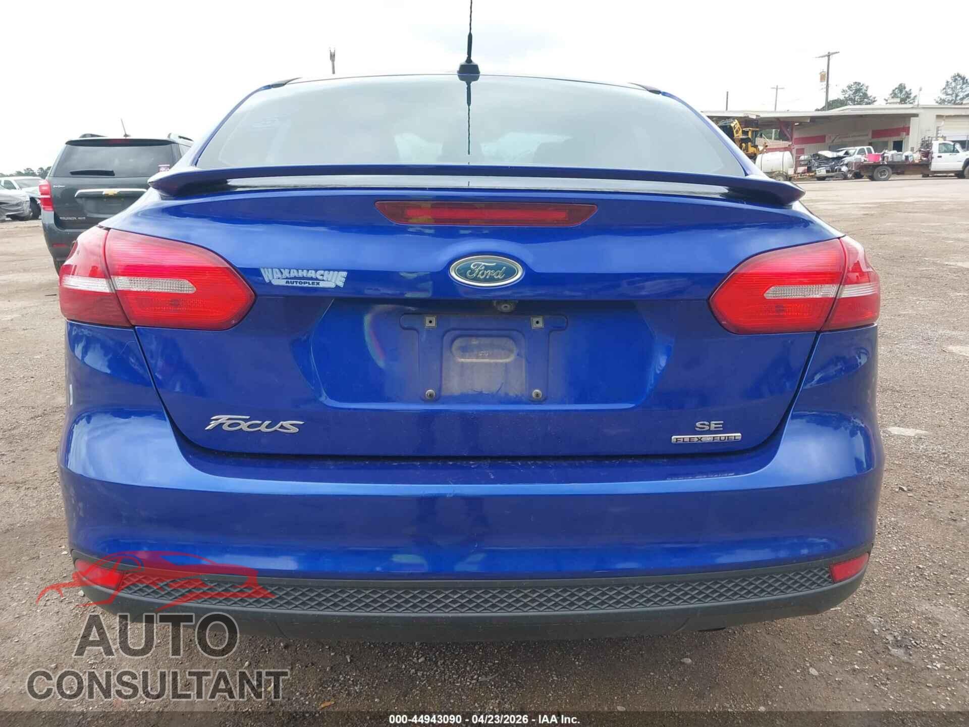 FORD FOCUS 2015 - 1FADP3F24FL219614
