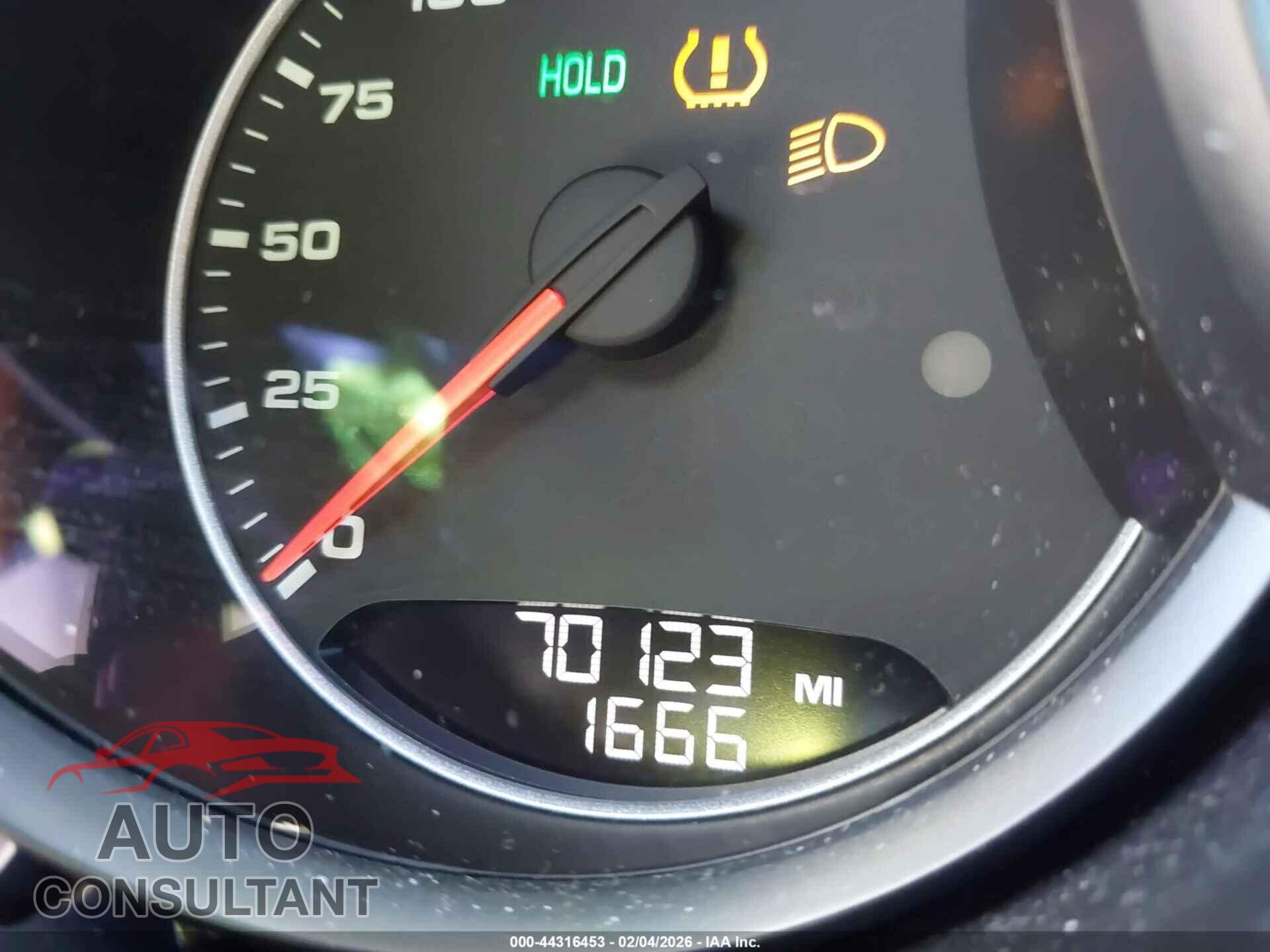 PORSCHE CAYENNE 2017 - WP1AA2A29HKA89482