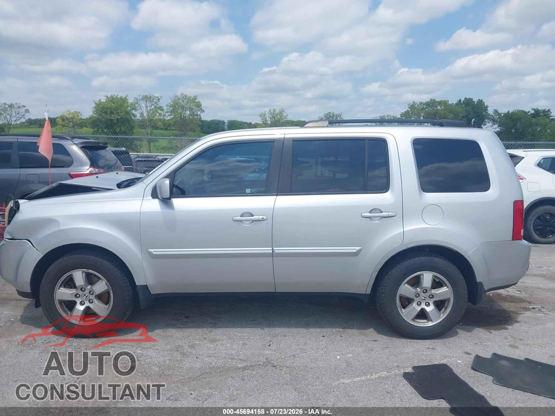 HONDA PILOT 2011 - 5FNYF4H57BB080233