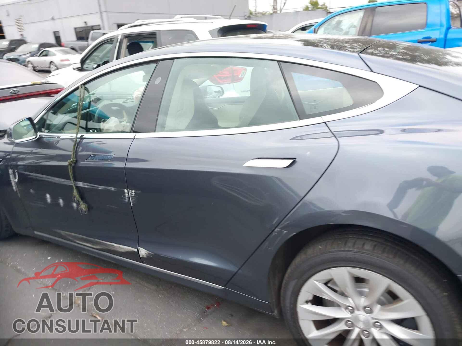 TESLA MODEL S 2018 - 5YJSA1E26JF298031