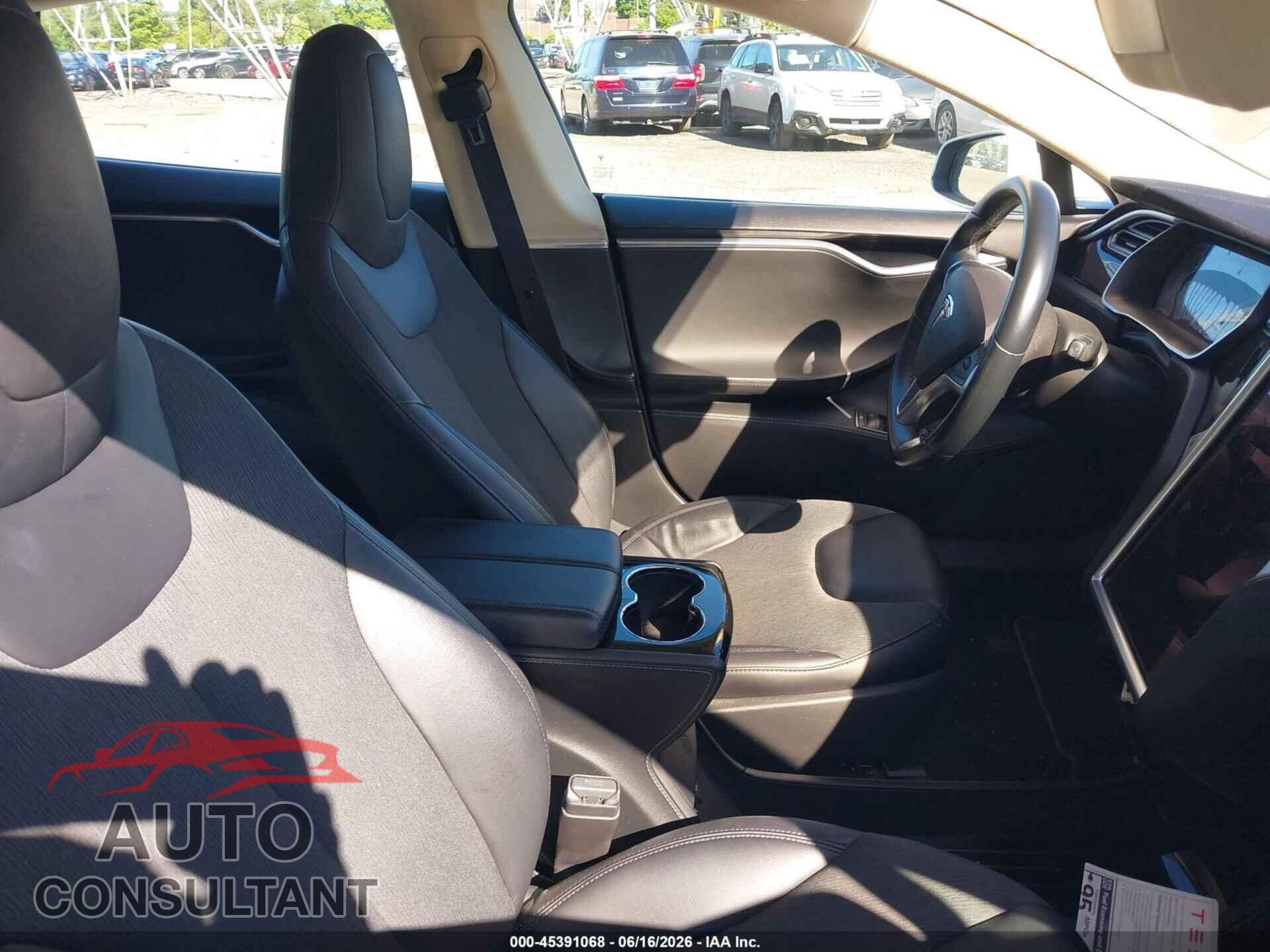 TESLA MODEL S 2014 - 5YJSA1S14EFP63620