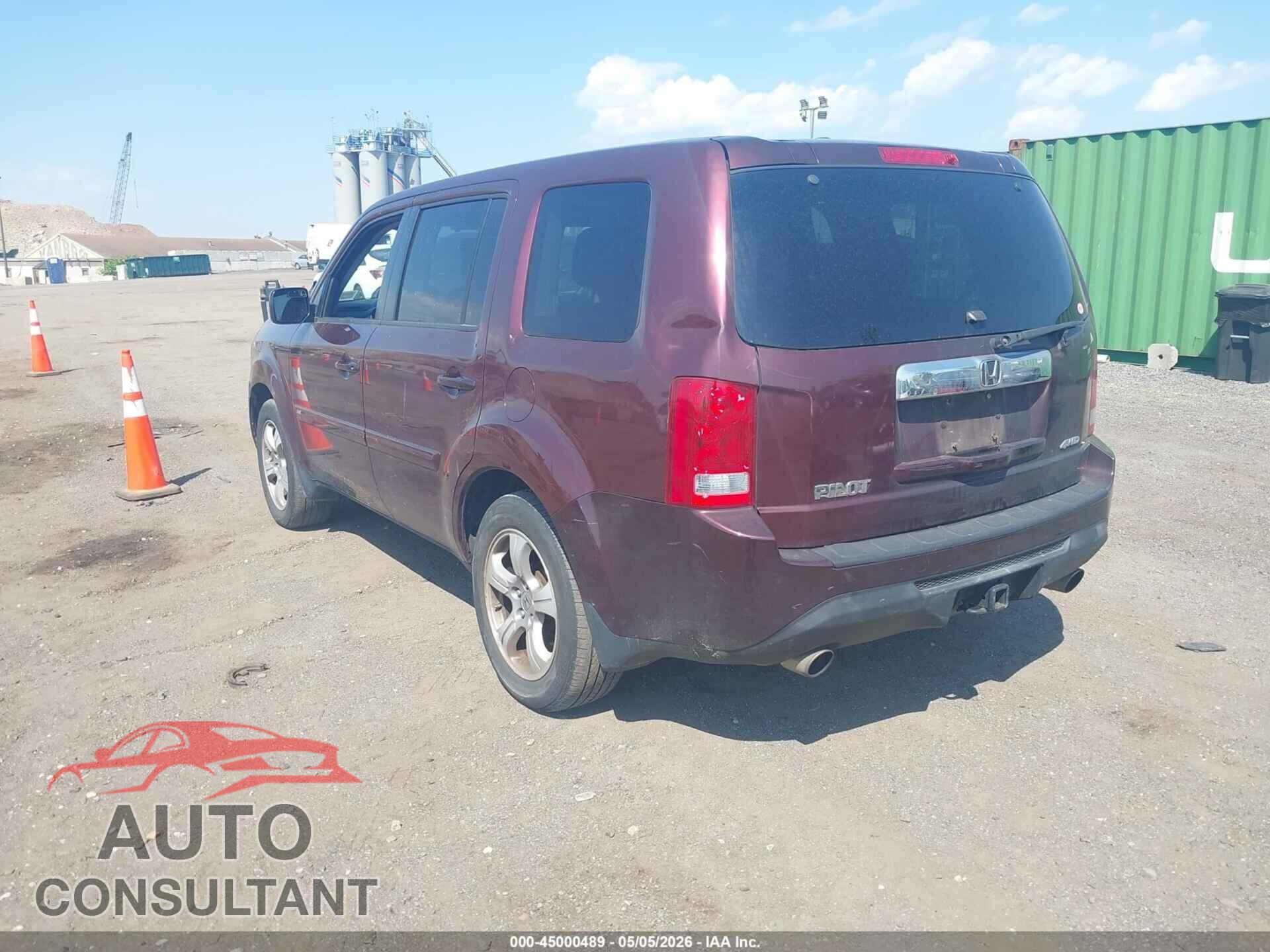 HONDA PILOT 2013 - 5FNYF4H52DB078201