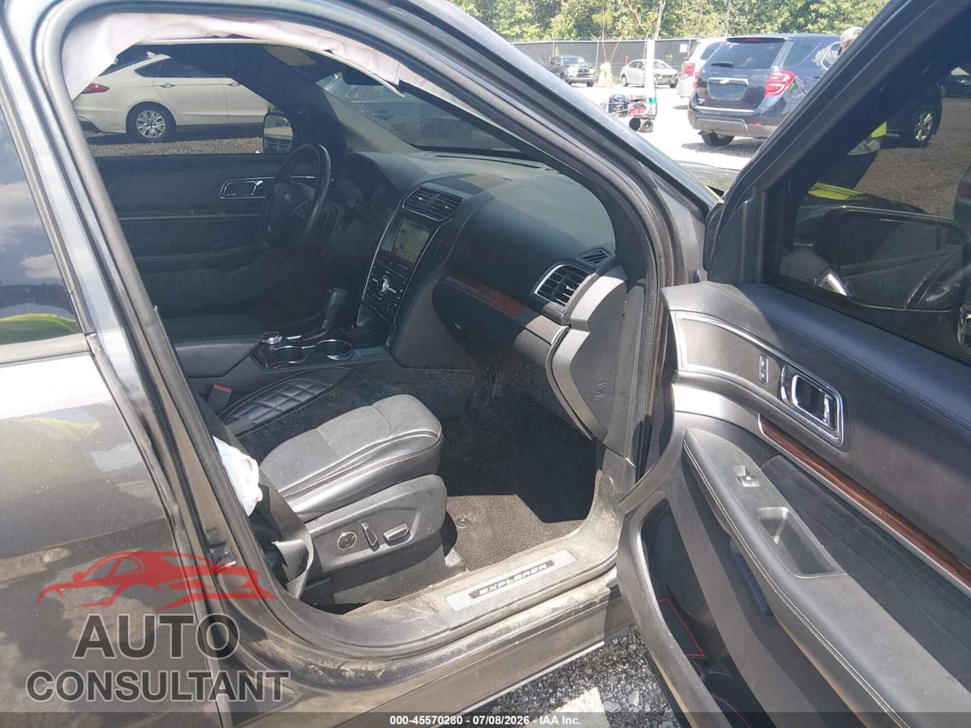 FORD EXPLORER 2018 - 1FM5K8HT6JGB93627