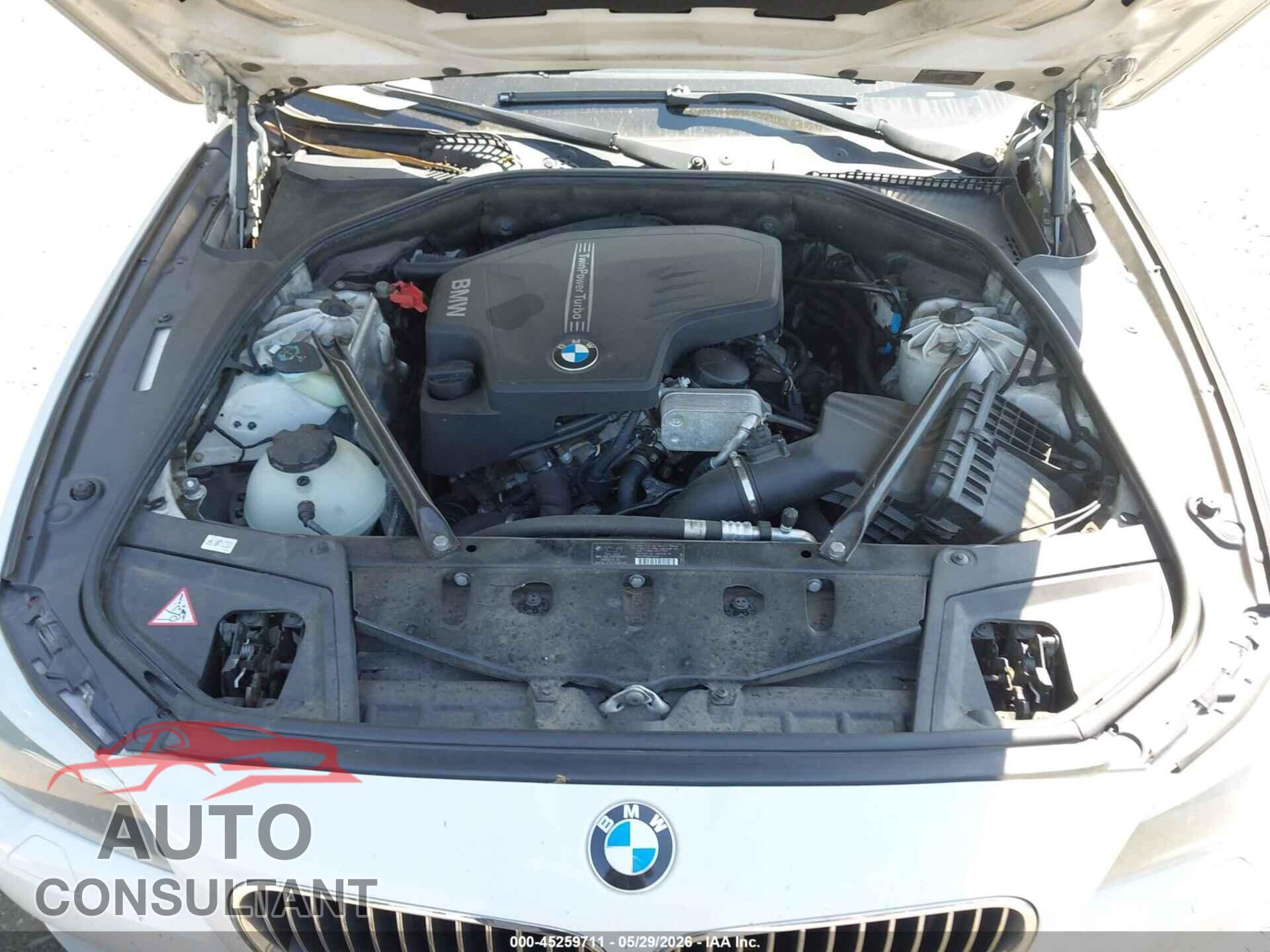 BMW 528I 2012 - WBAXH5C59CDW10890