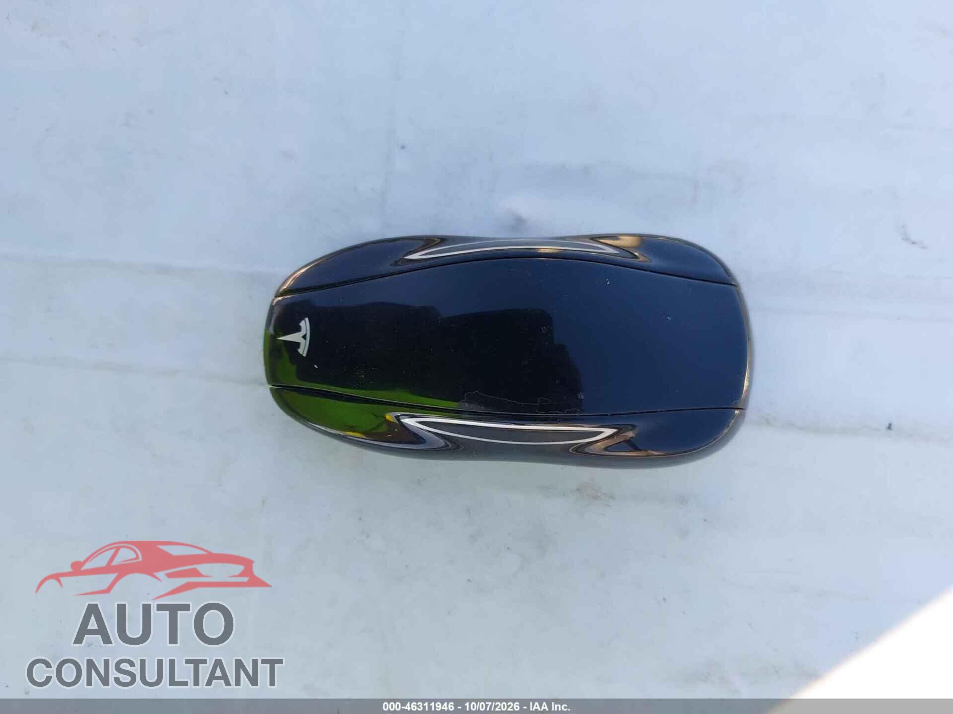 TESLA MODEL S 2013 - 5YJSA1DN3DFP24757