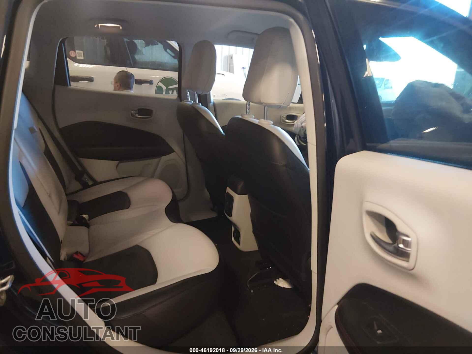 JEEP COMPASS 2020 - 3C4NJDCB3LT209103