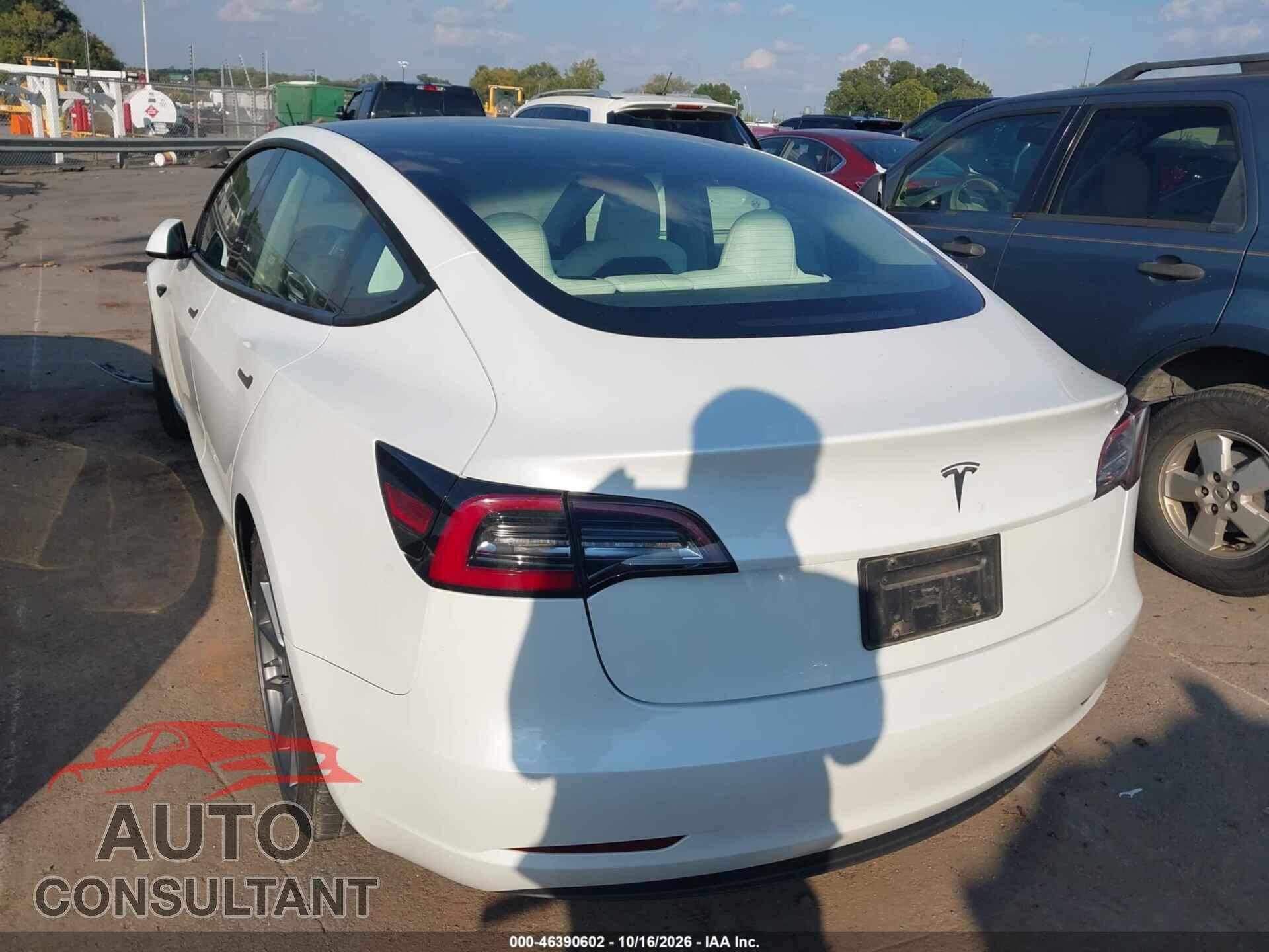 TESLA MODEL 3 2022 - 5YJ3E1EA9NF342237